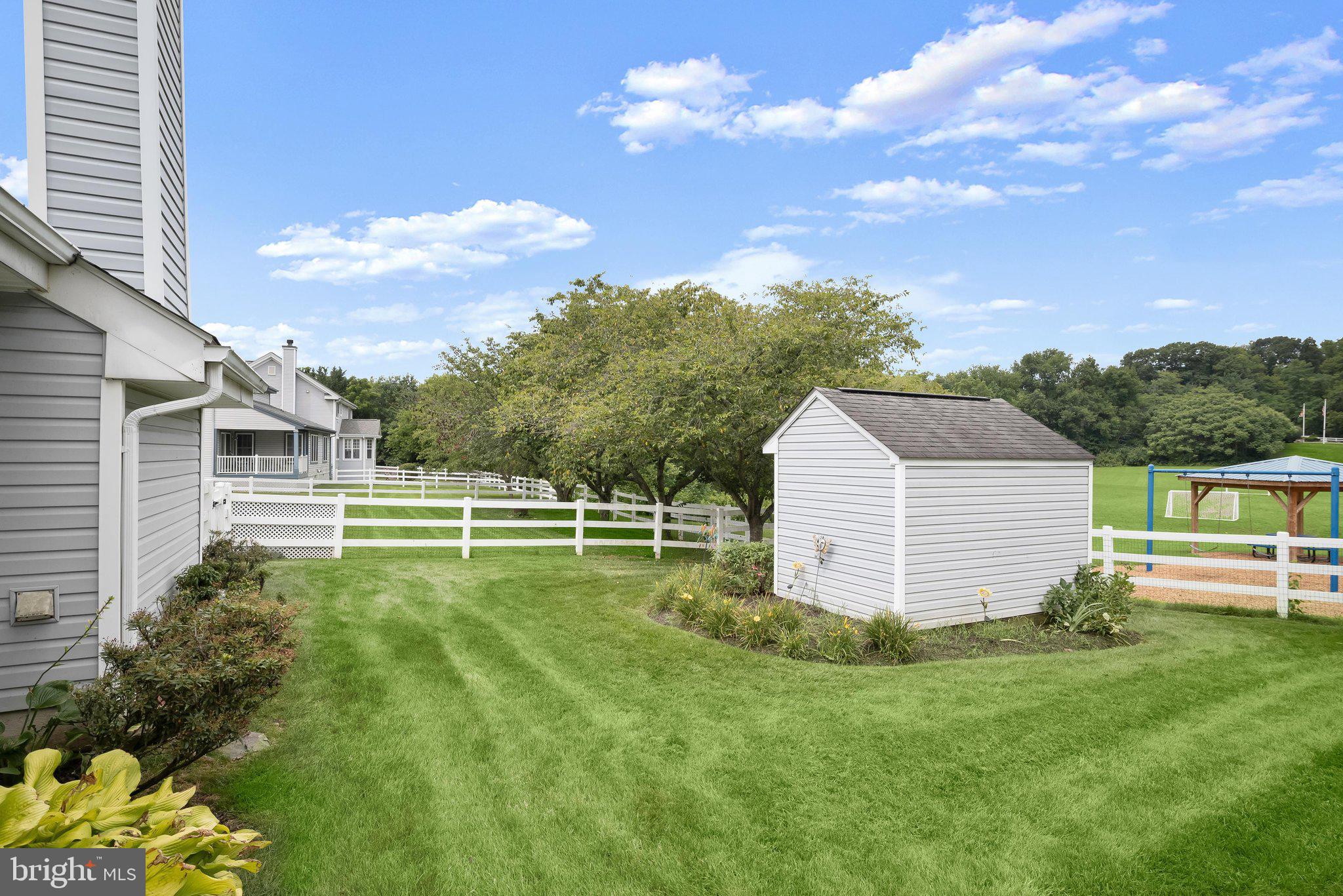 THE MEADOW AT NEW MARKET - Residential