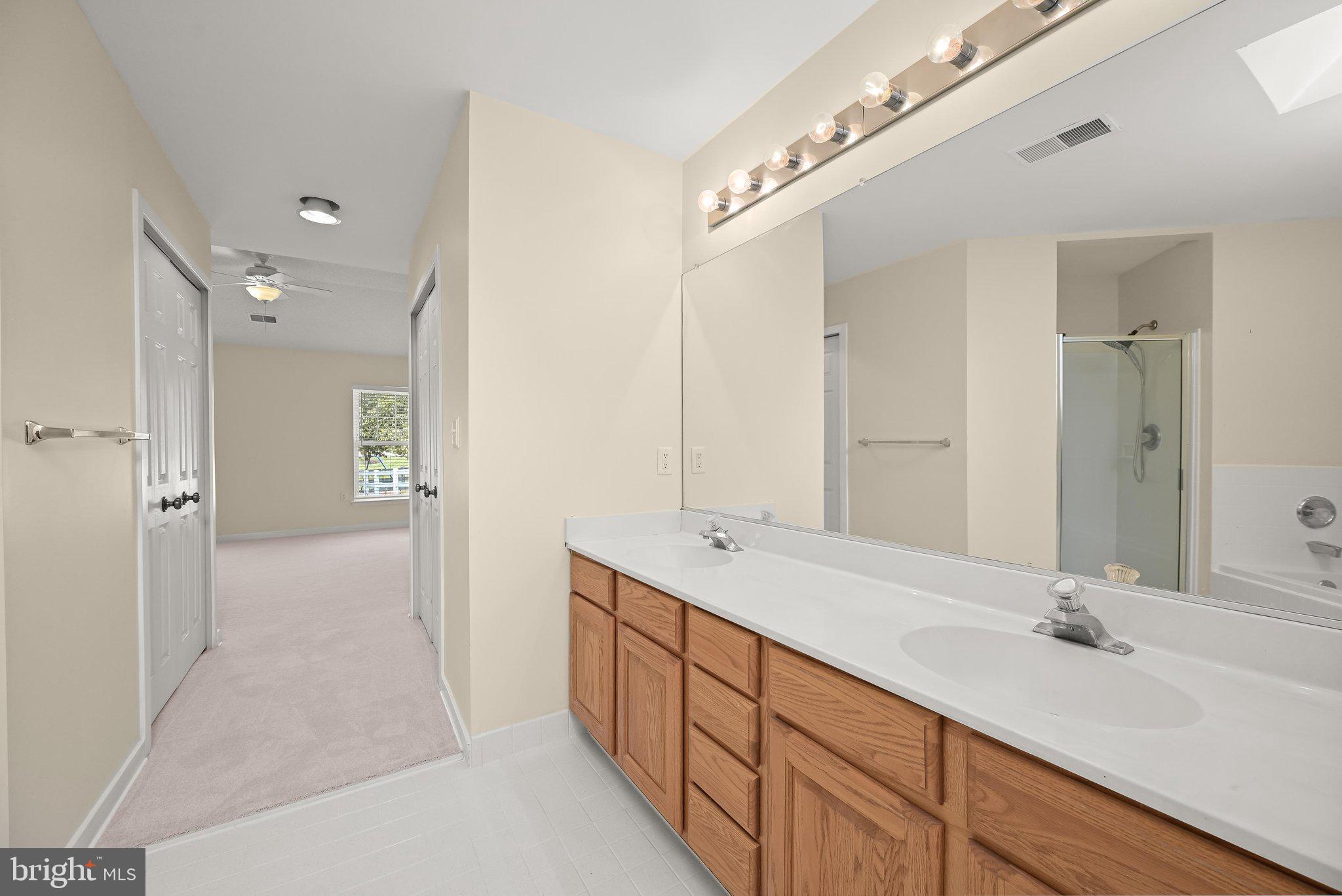 THE MEADOW AT NEW MARKET - Residential