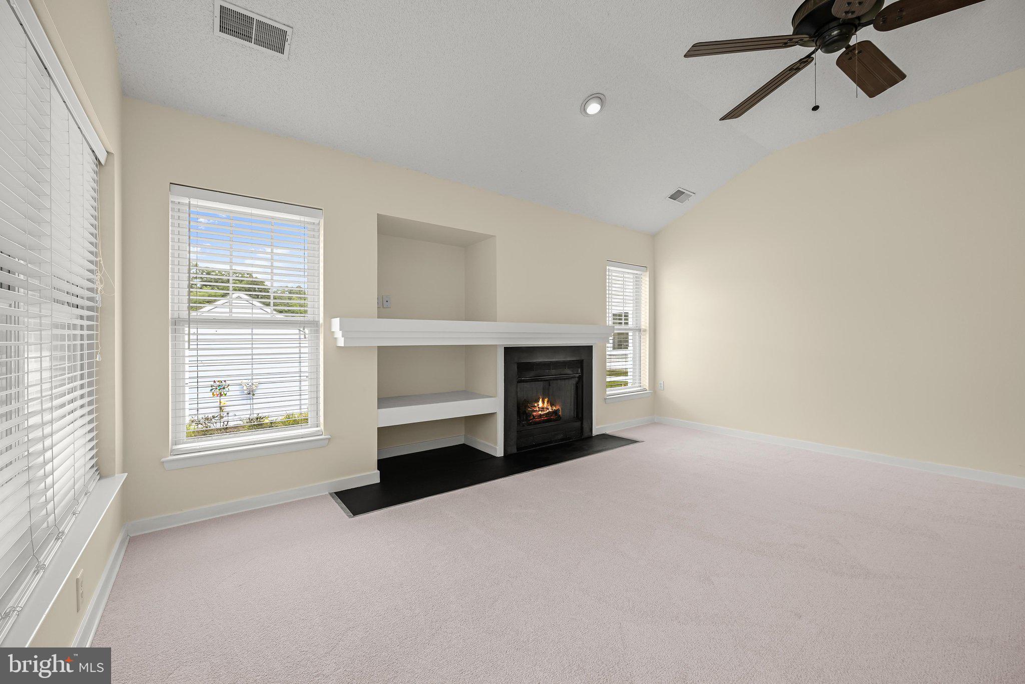 THE MEADOW AT NEW MARKET - Residential