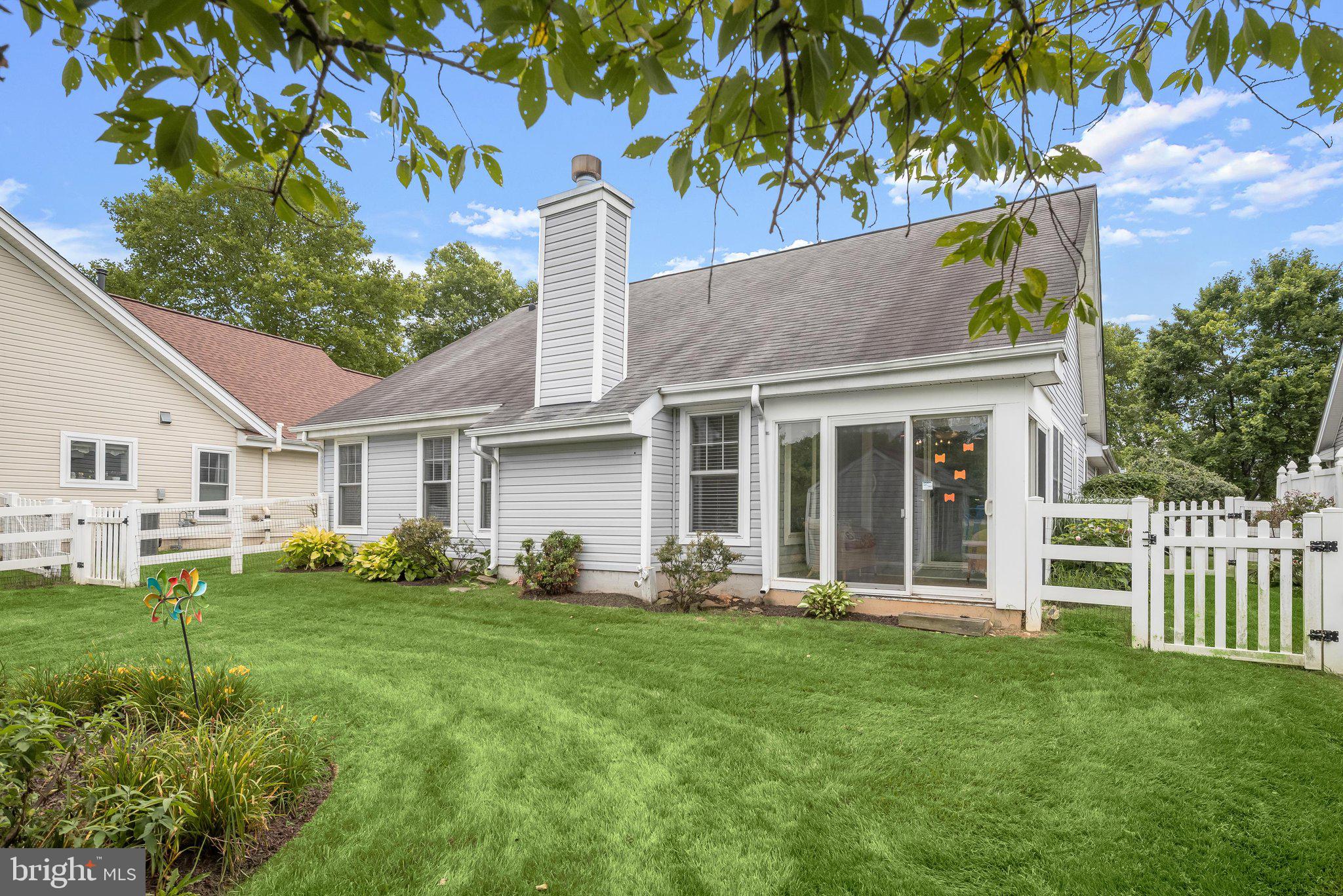 THE MEADOW AT NEW MARKET - Residential