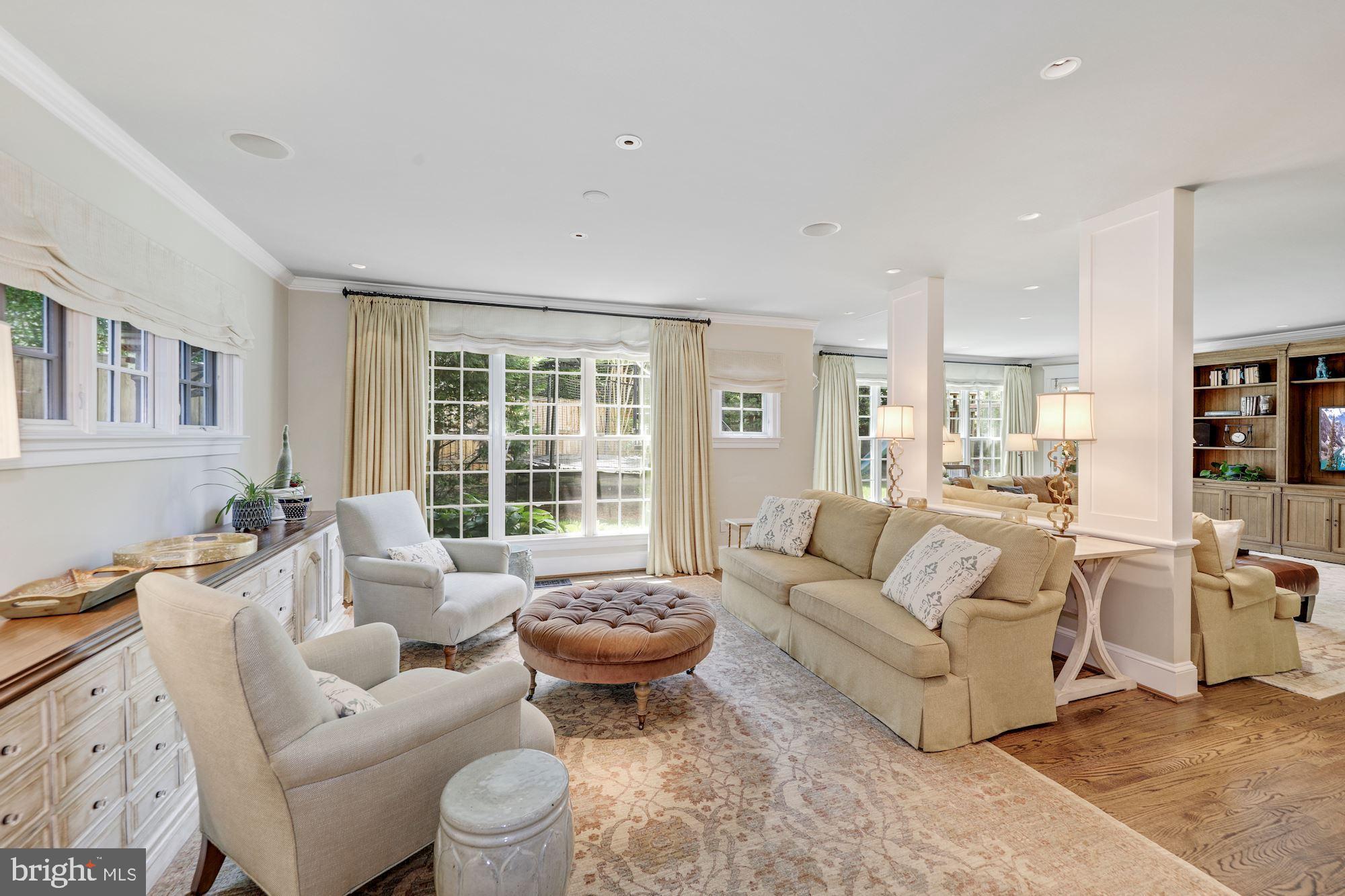 CHEVY CHASE - Residential