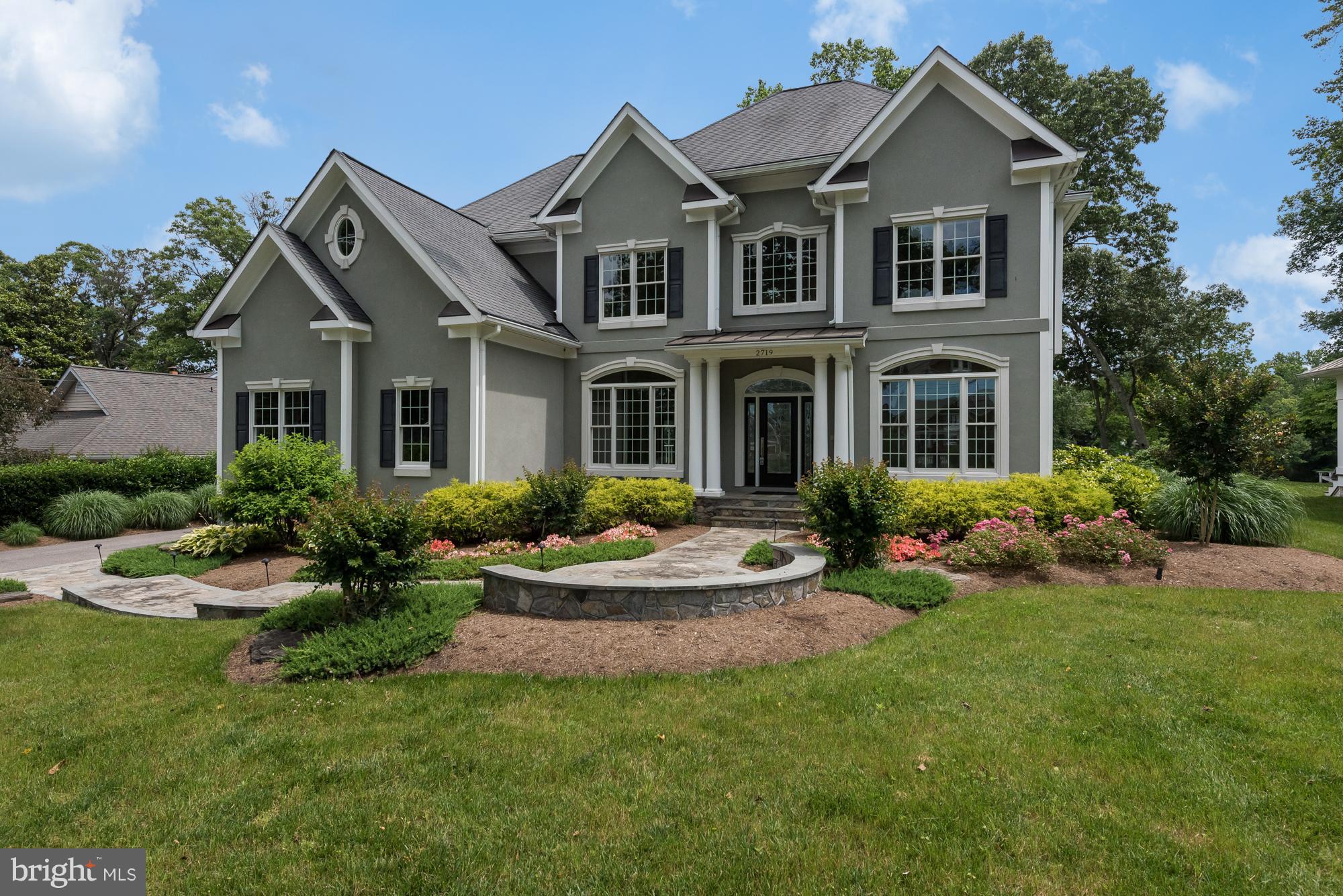 LOOKING FOR NEW CONSTRUCTION? This comes close w/ $350,000 in recent upgrades!  Custom upgrades & renovations in last 12 mo. incl state of the art AV systems, quartz countertops, gourmet kitchen w/ top of the line SS appliances, hdwd flrs, electronic shades, light fixtures & Master Suite w/updated Bath & dressing rm. Private pier w/ 3 lifts. Seller's plans changed & Buyer's benefit w/ a great buy!