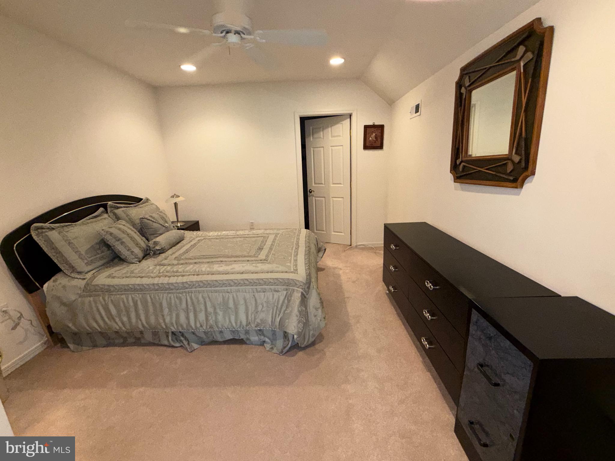 CHANCELLOR GLEN - Residential