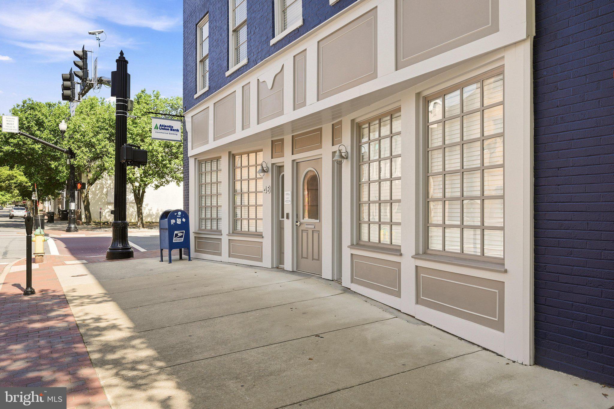 WINCHESTER - Commercial Sale