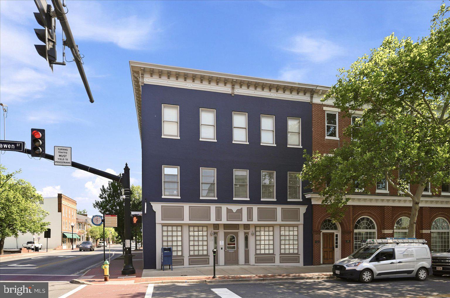 WINCHESTER - Commercial Sale