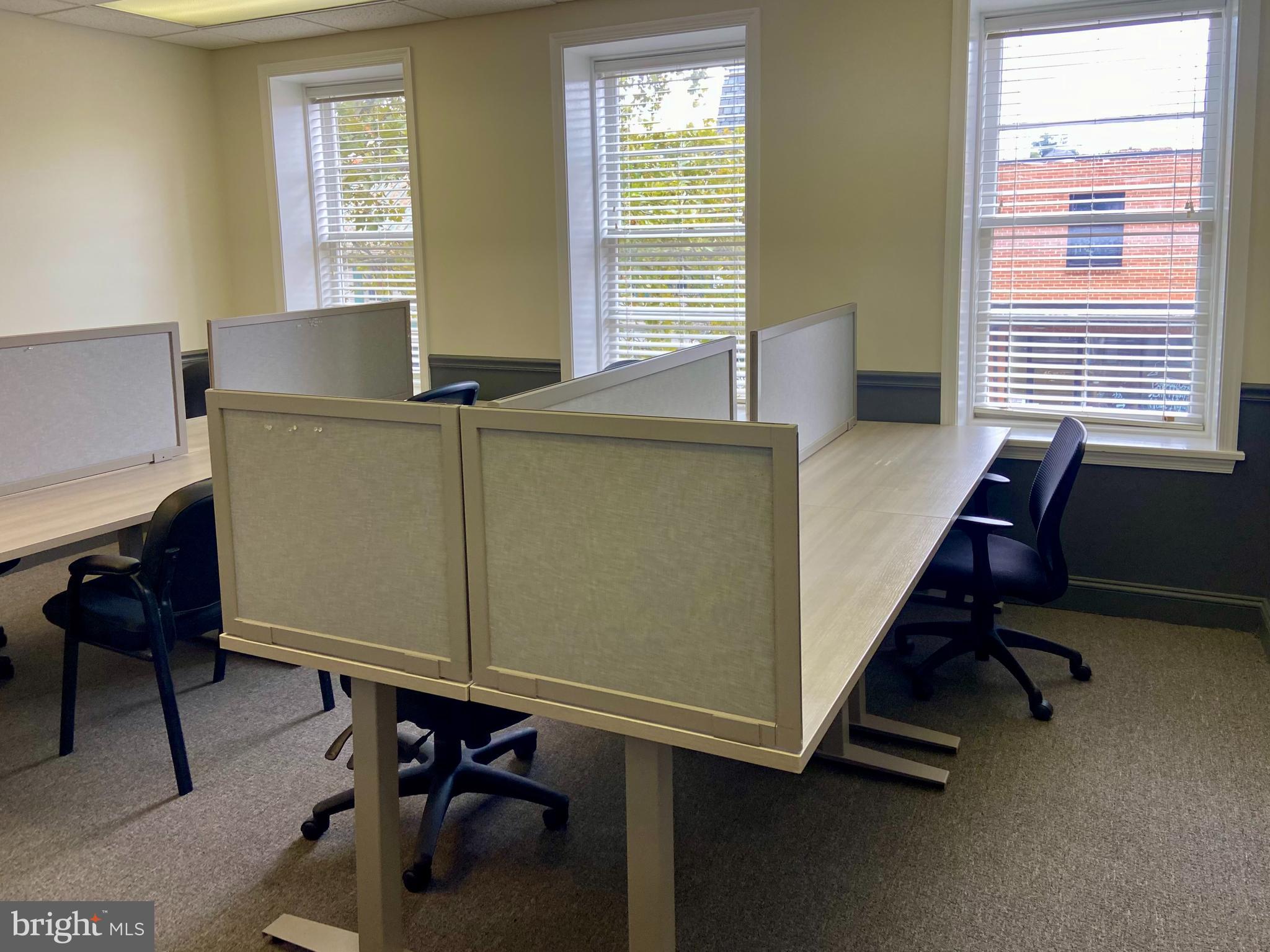 WINCHESTER - Commercial Sale