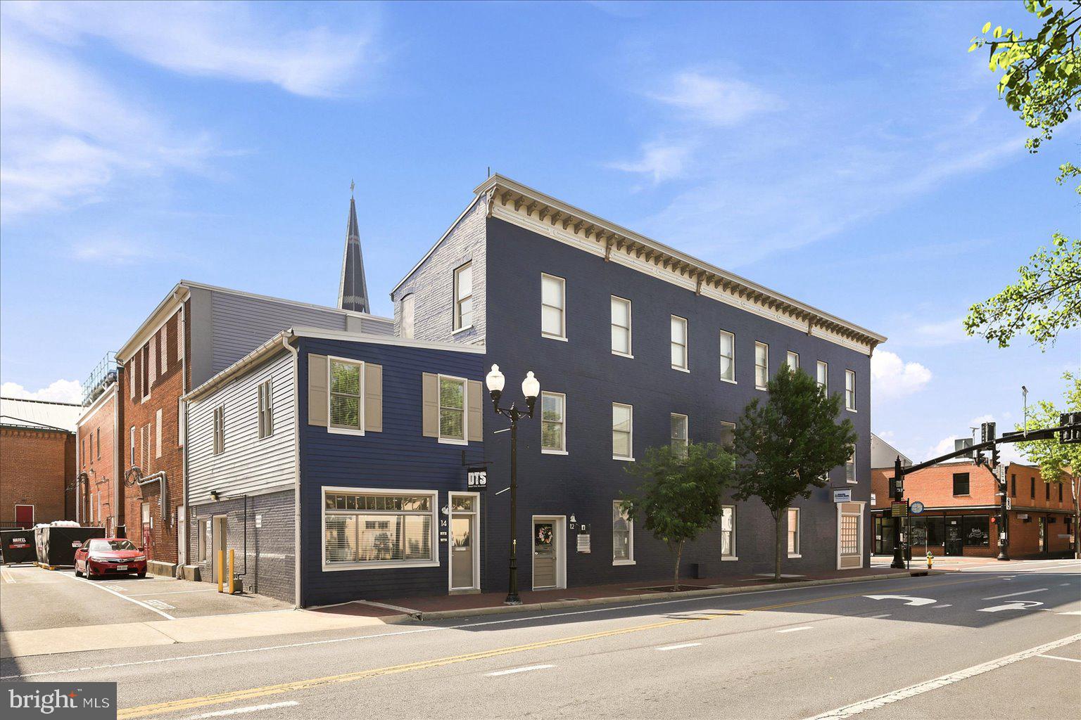 WINCHESTER - Commercial Sale