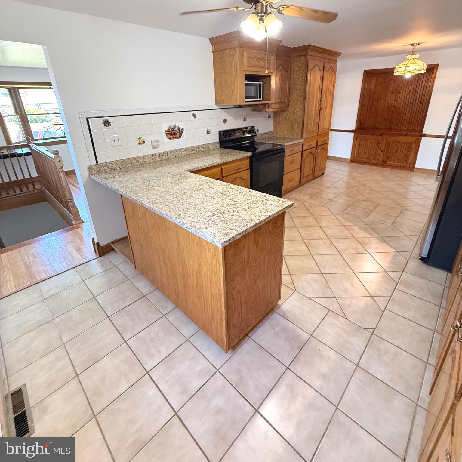 BRIDGEWATER FARMS - Residential