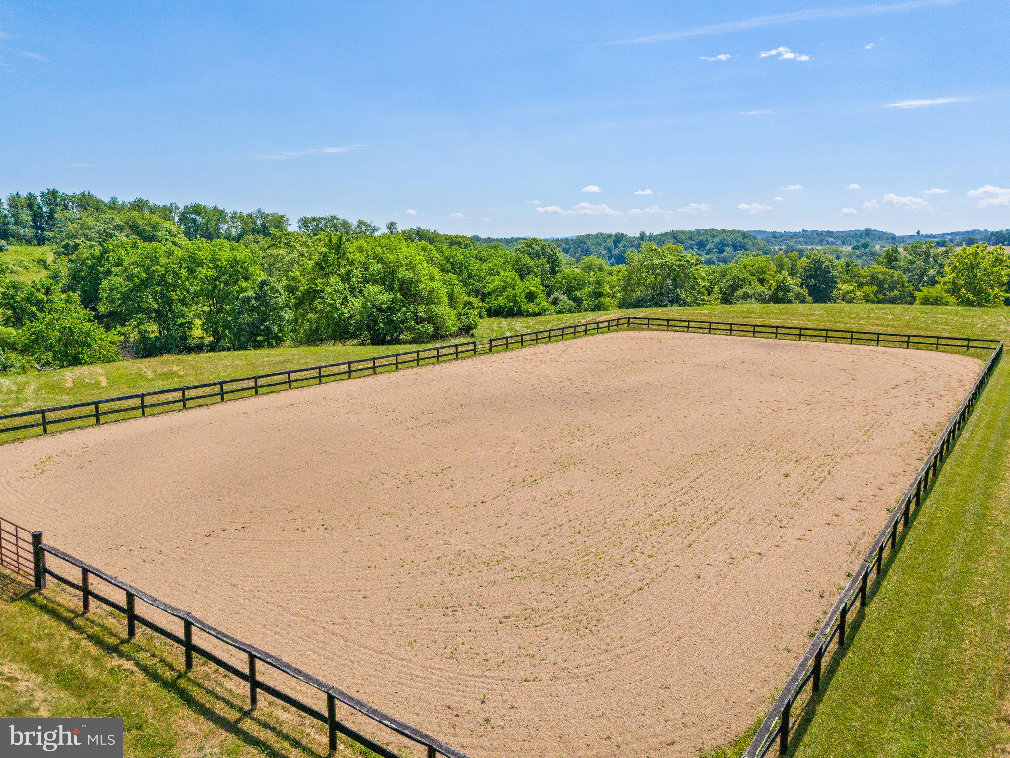 GREEN ACRES - Residential