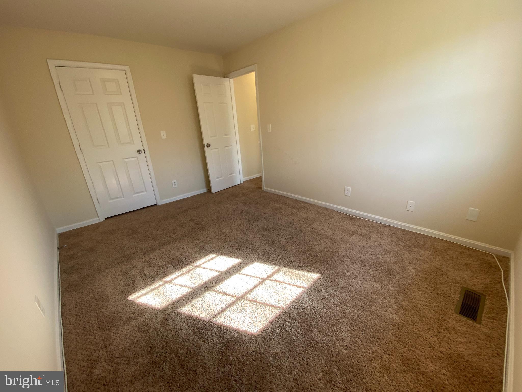 SPRING VALLEY - Residential Lease