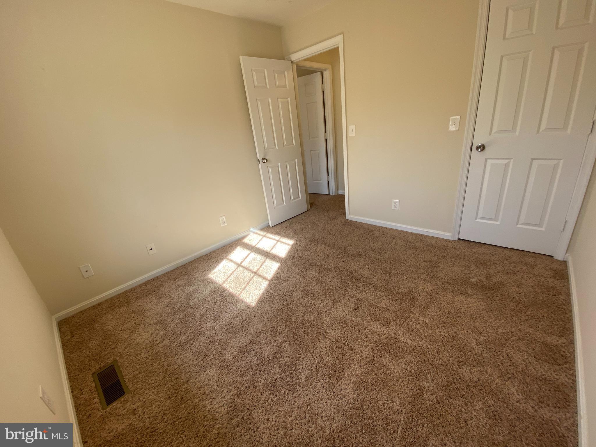 SPRING VALLEY - Residential Lease