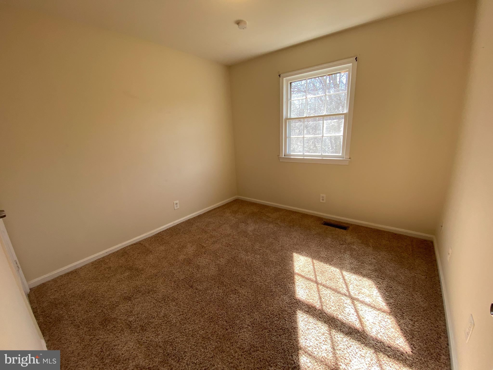 SPRING VALLEY - Residential Lease