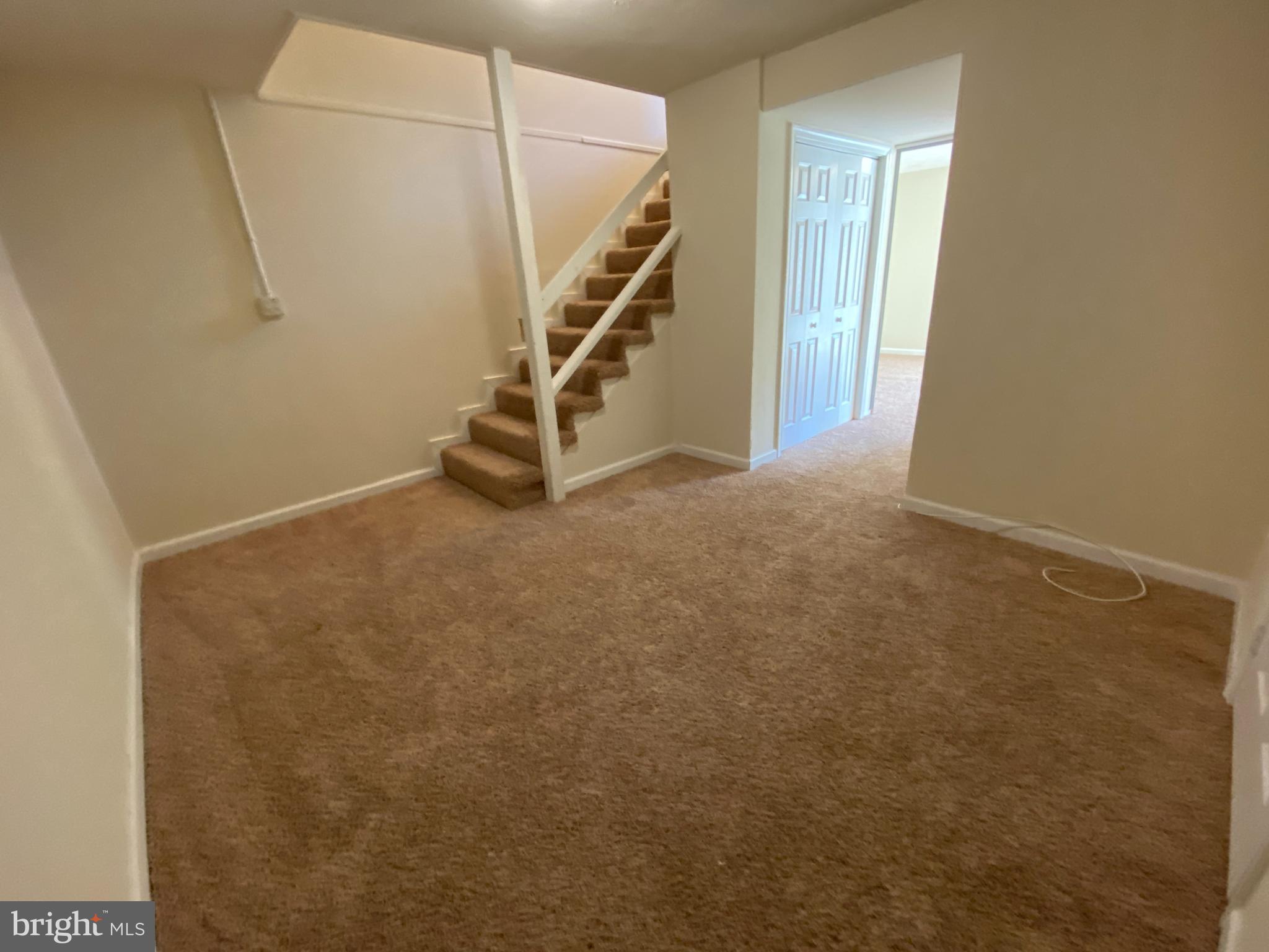 SPRING VALLEY - Residential Lease