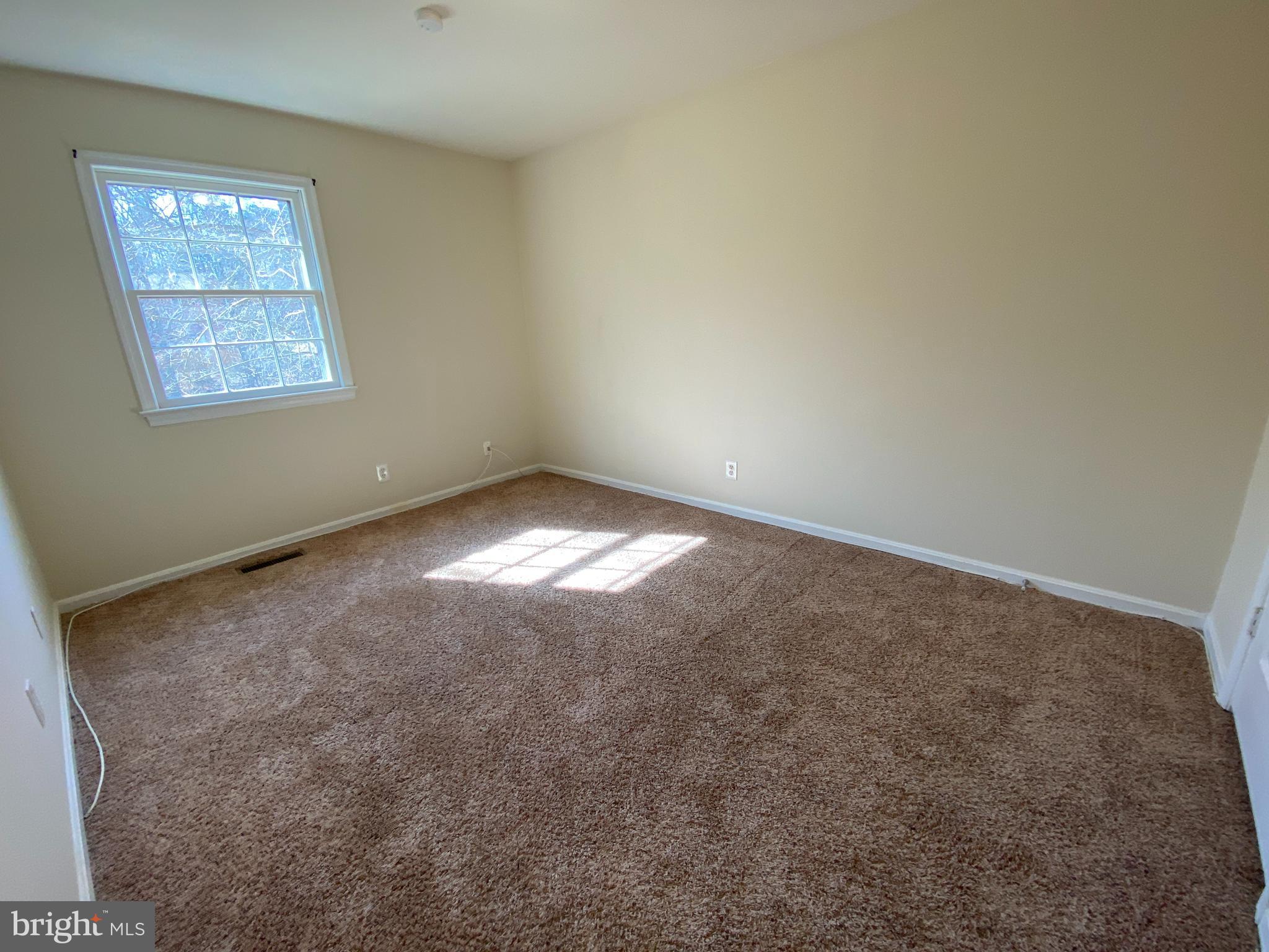 SPRING VALLEY - Residential Lease