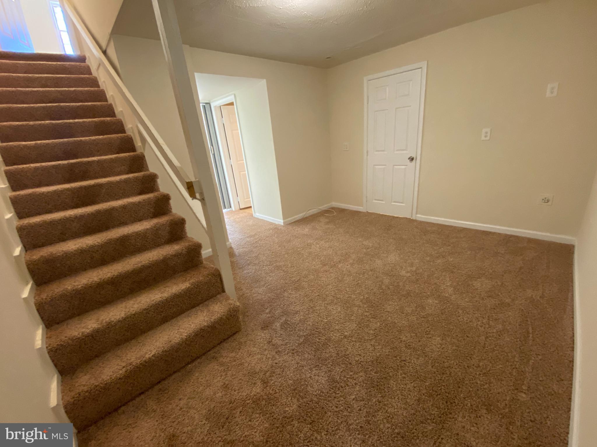 SPRING VALLEY - Residential Lease