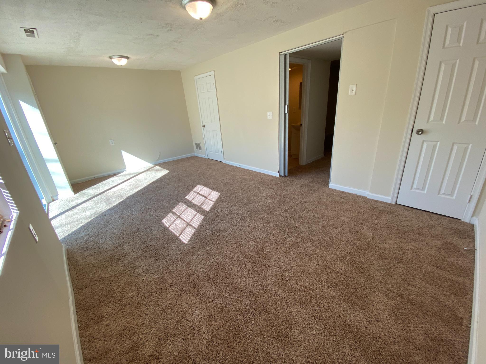 SPRING VALLEY - Residential Lease