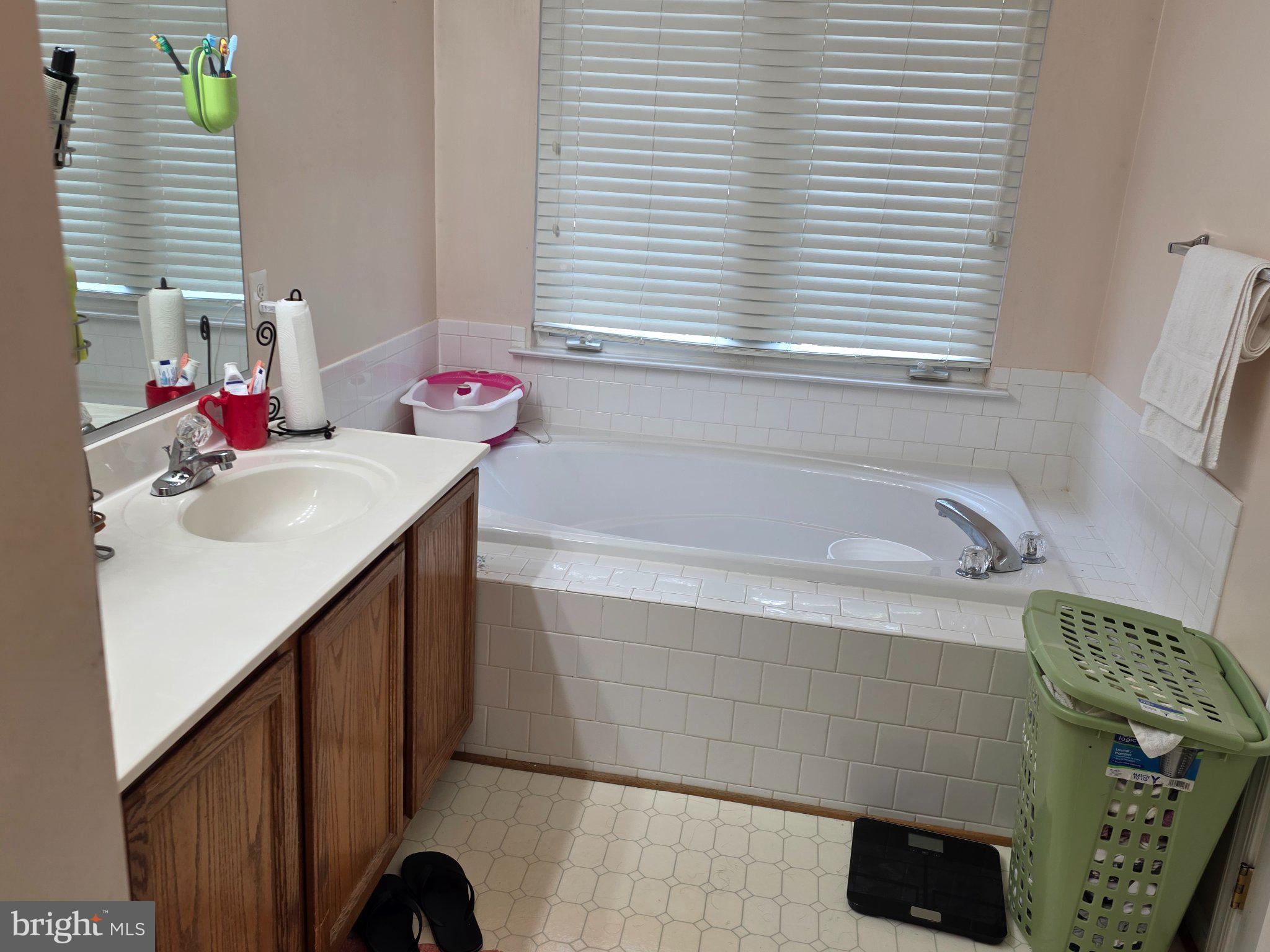 RUSSETT - Residential