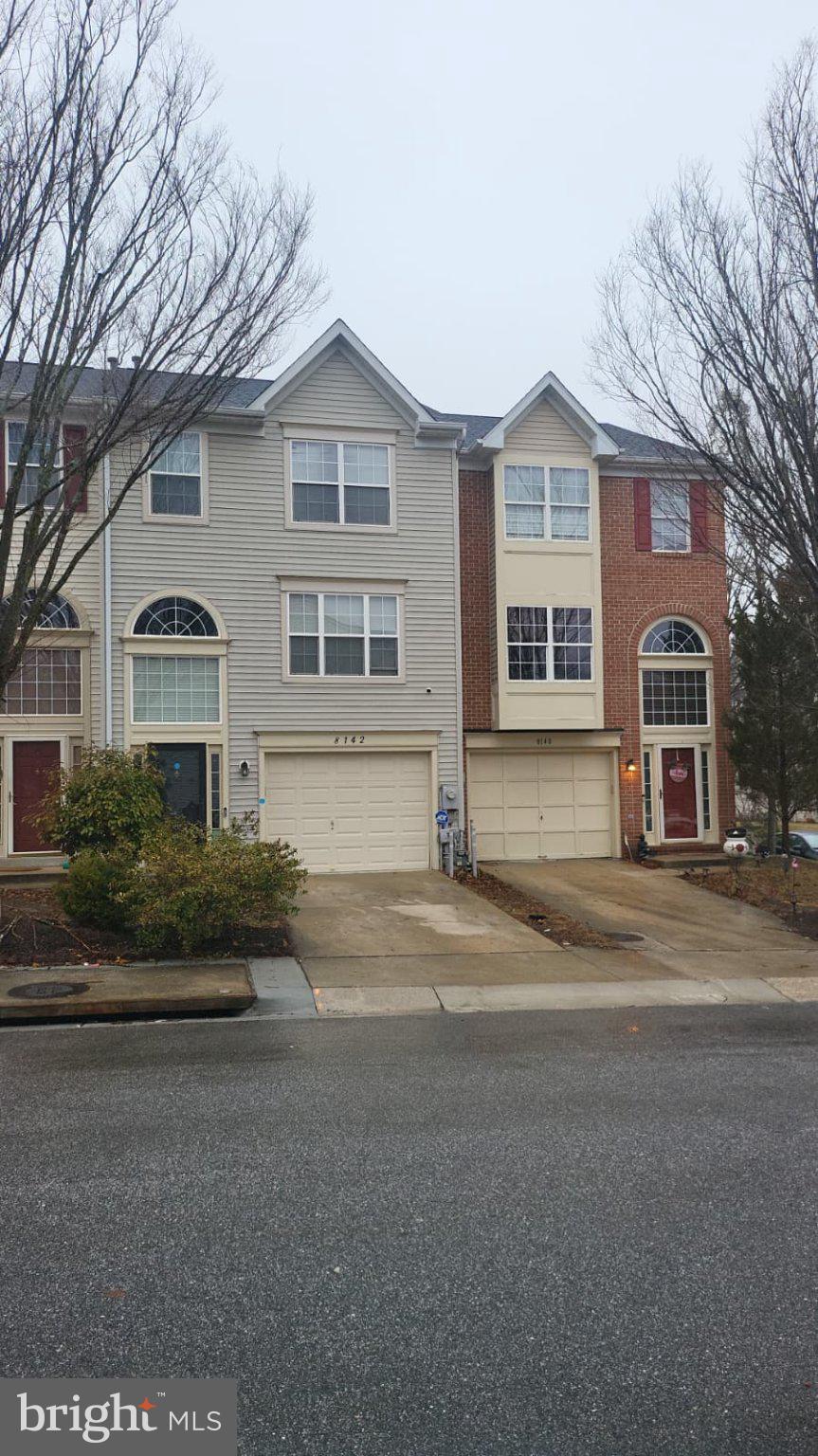 RUSSETT - Residential