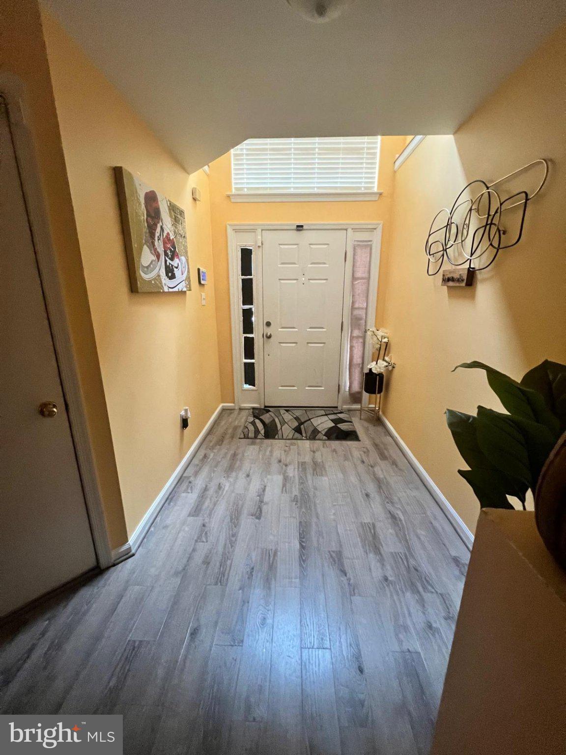 RUSSETT - Residential