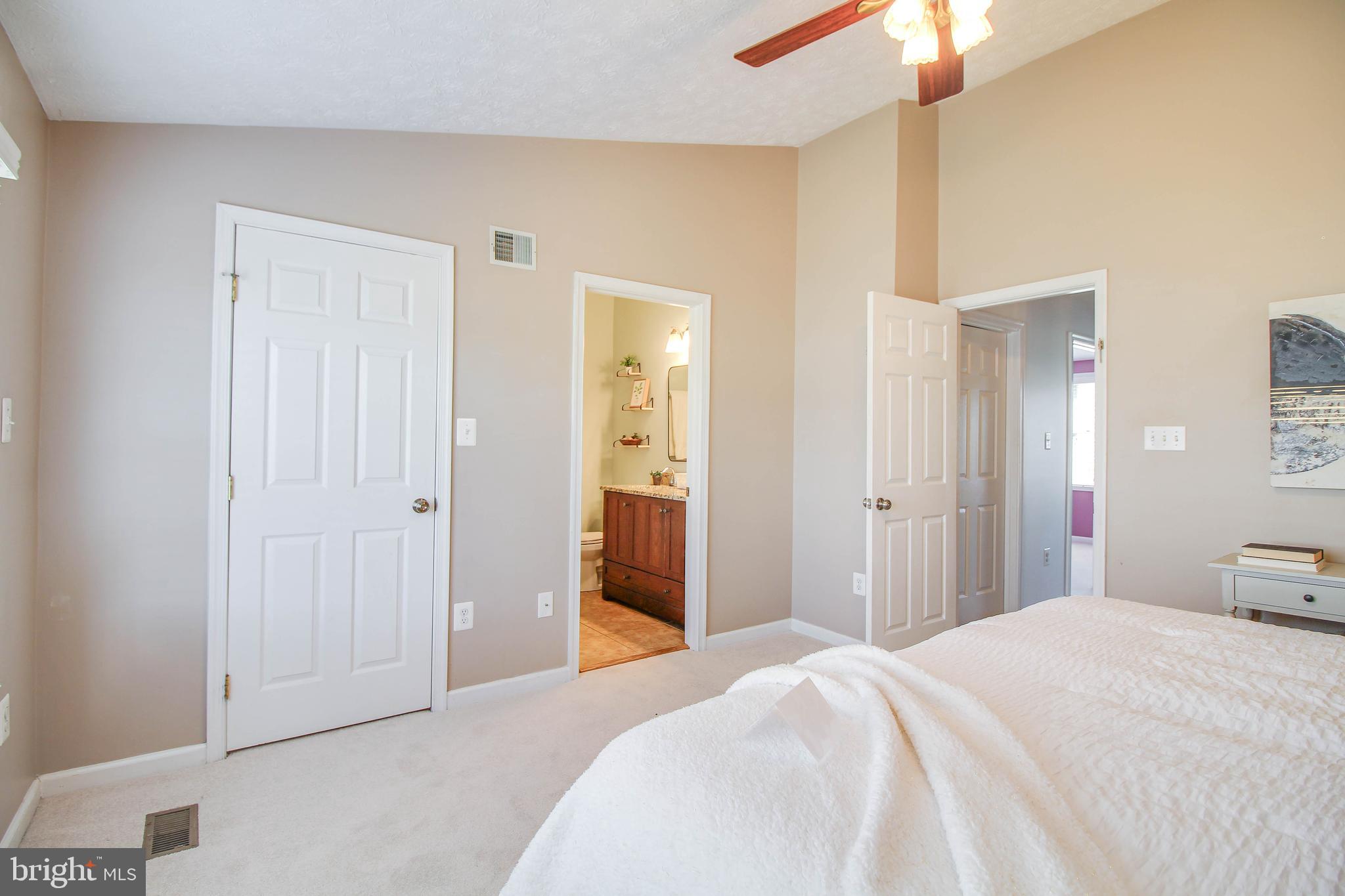 PINEY ORCHARD - Residential