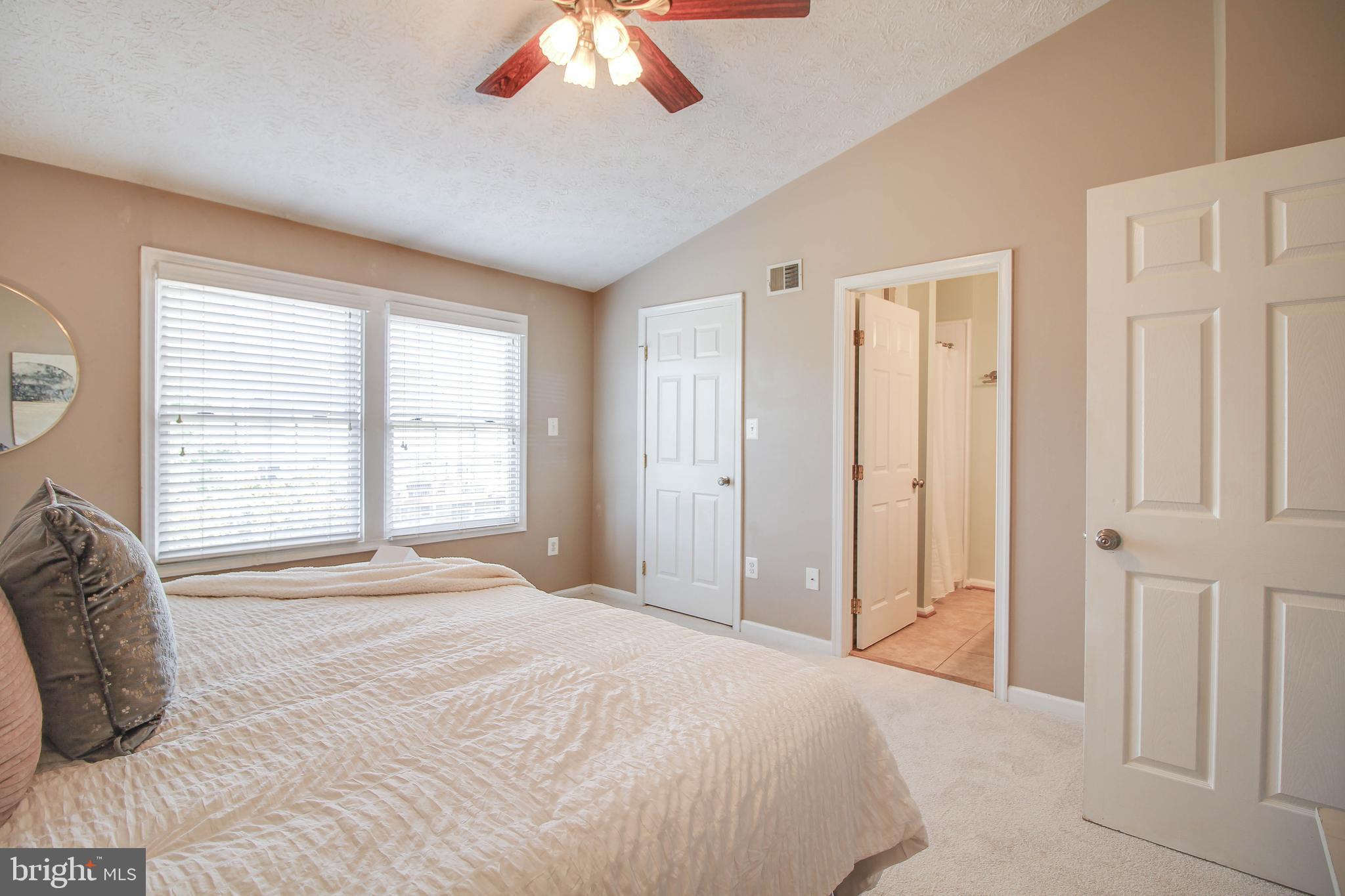 PINEY ORCHARD - Residential