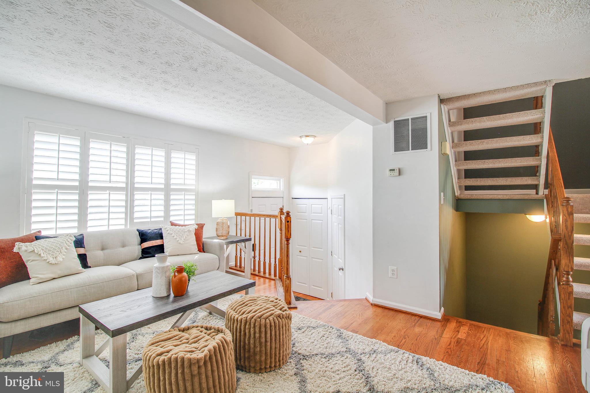 PINEY ORCHARD - Residential
