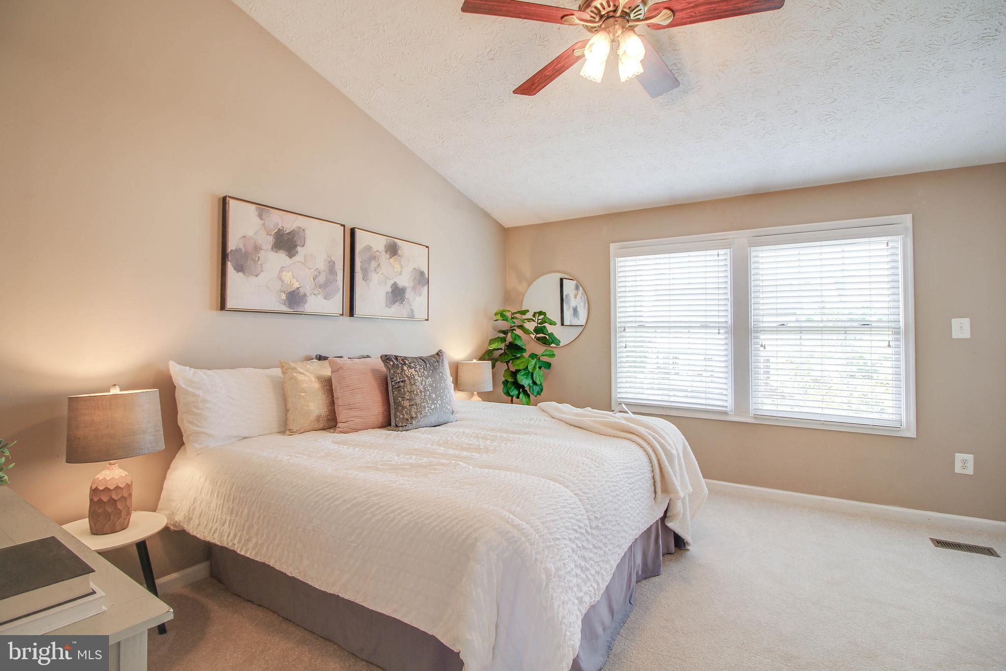 PINEY ORCHARD - Residential