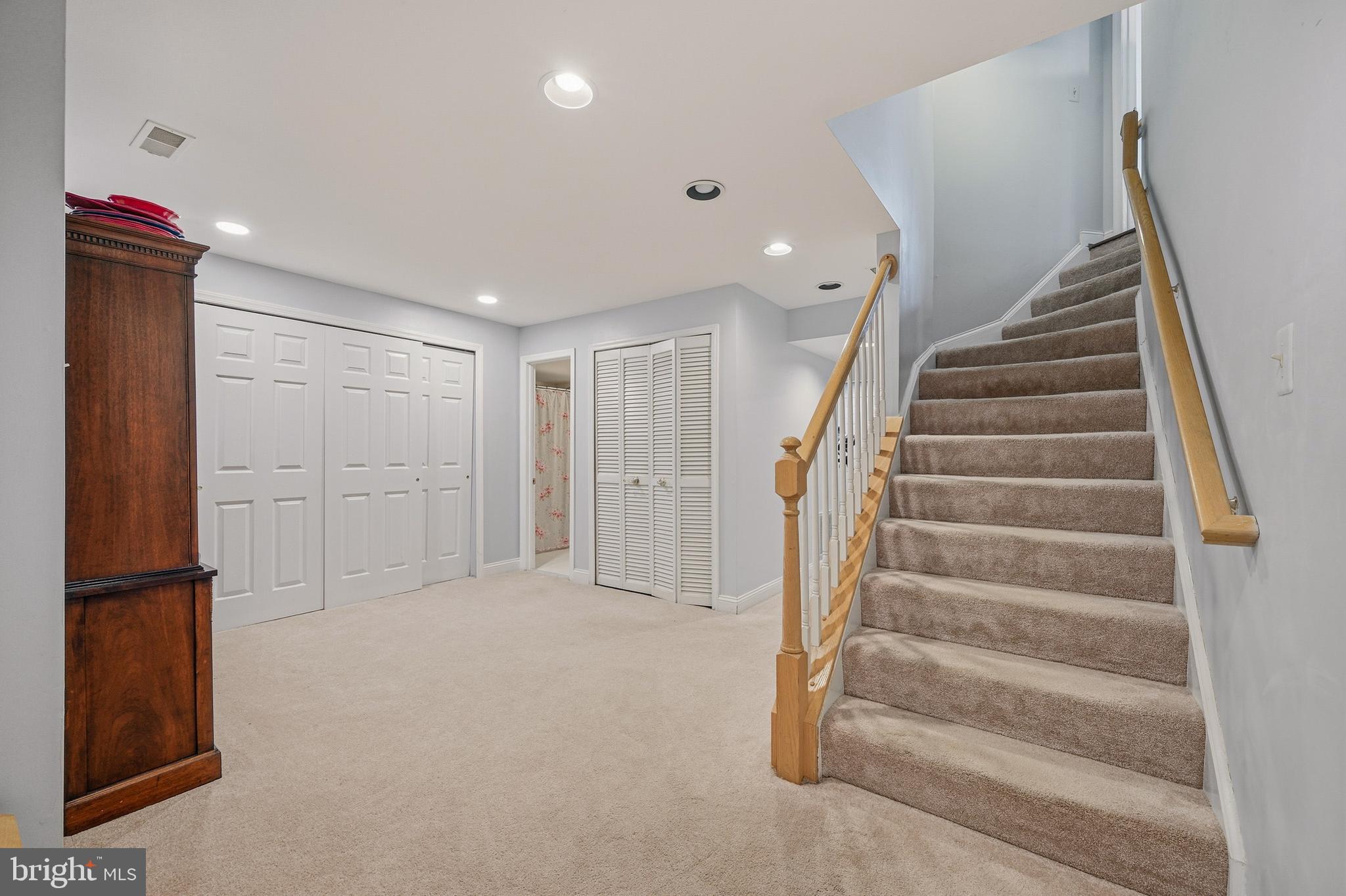THE WILLOWS OF CROFTON - Residential