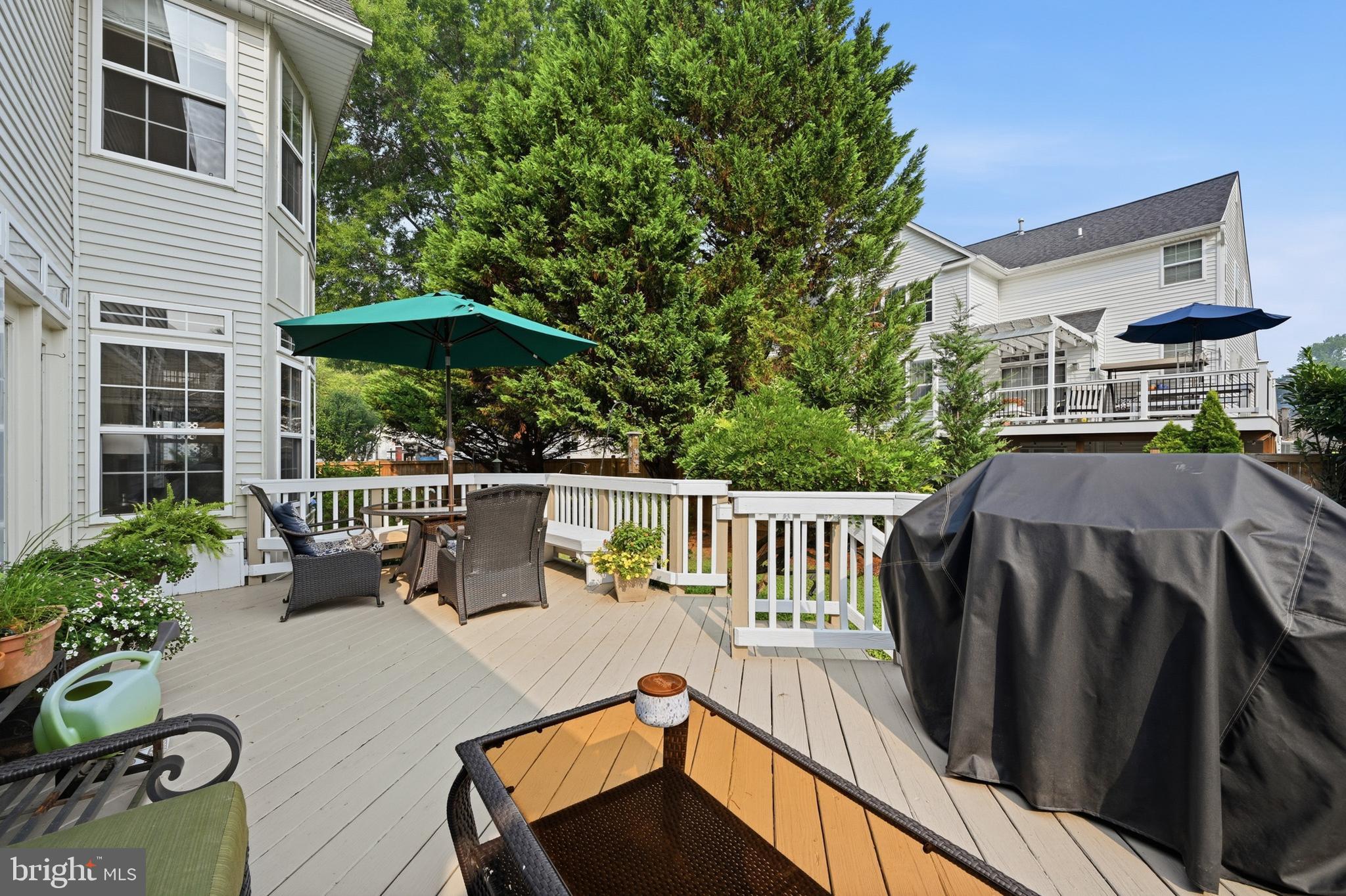 THE WILLOWS OF CROFTON - Residential