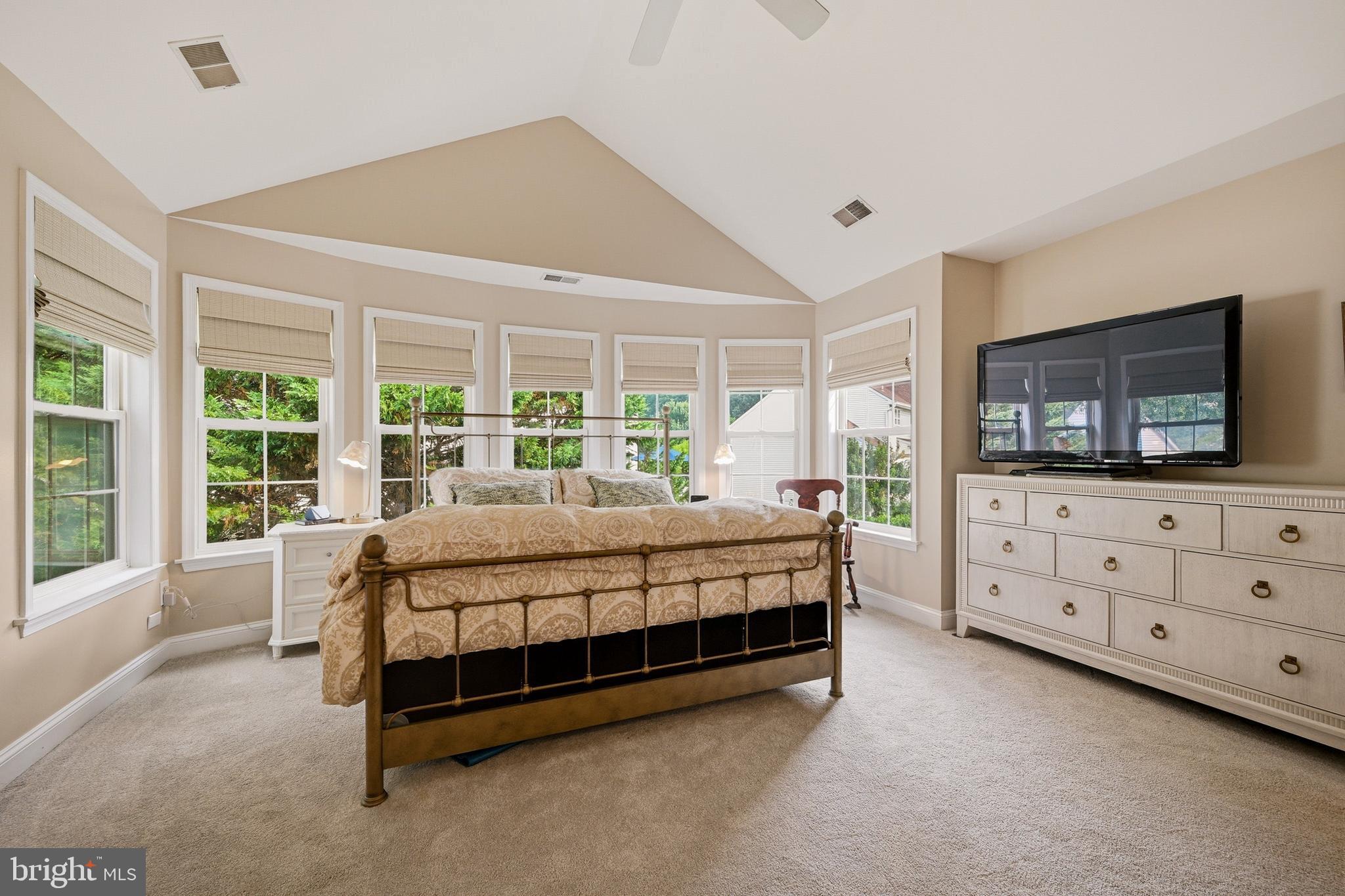 THE WILLOWS OF CROFTON - Residential