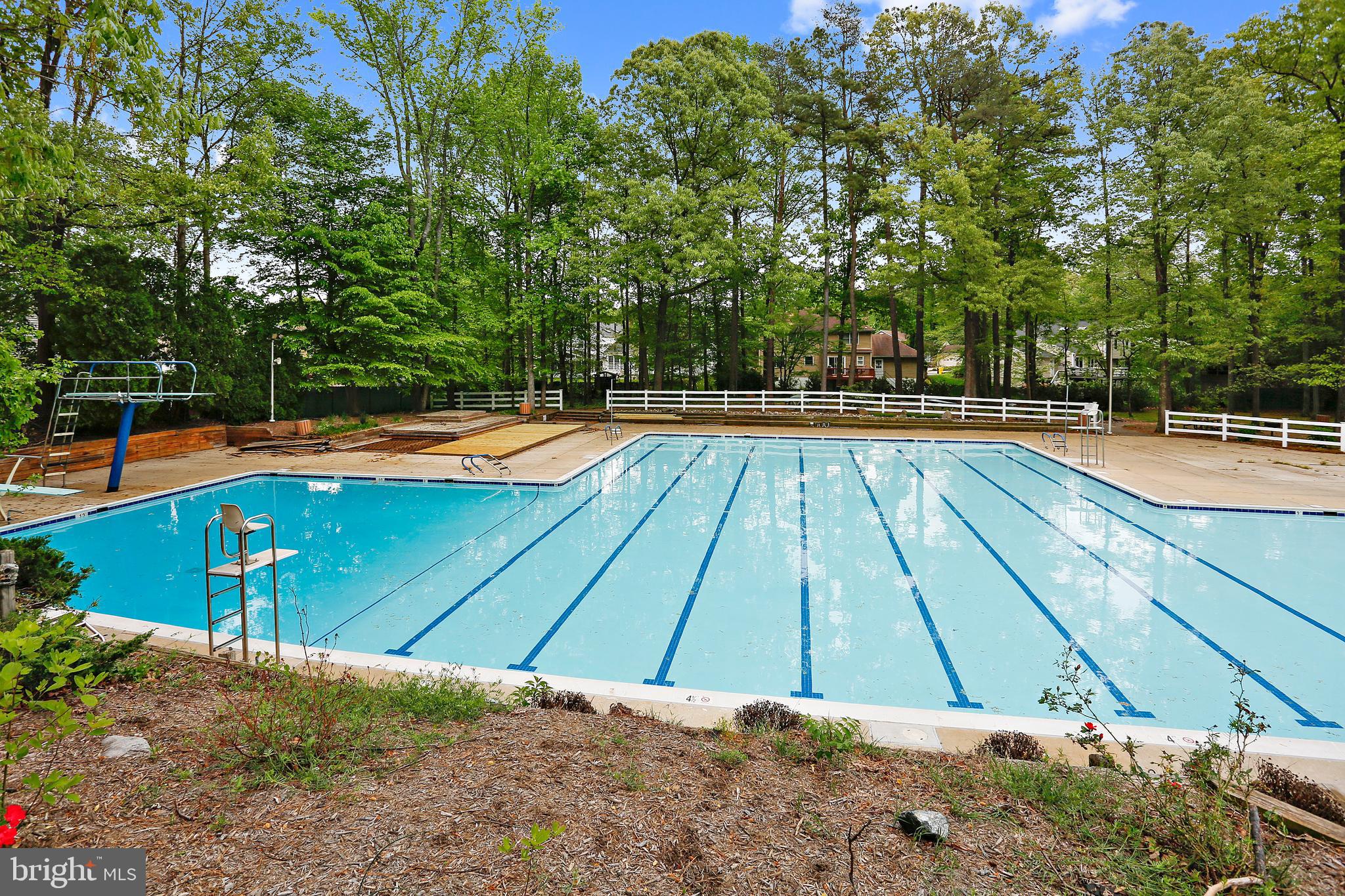 THE WILLOWS OF CROFTON - Residential