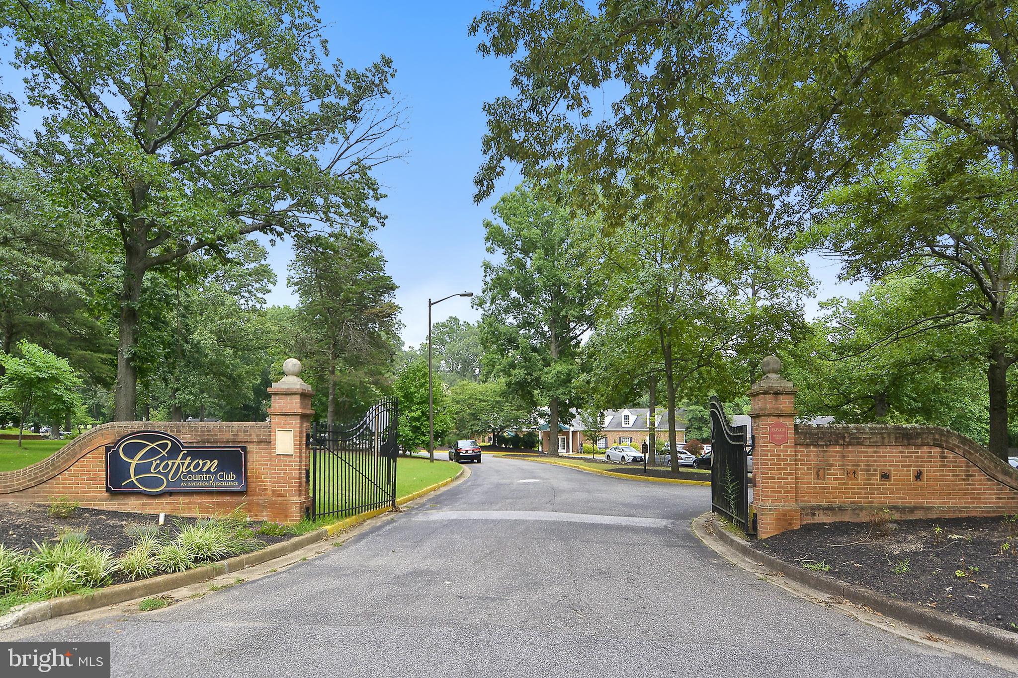 THE WILLOWS OF CROFTON - Residential