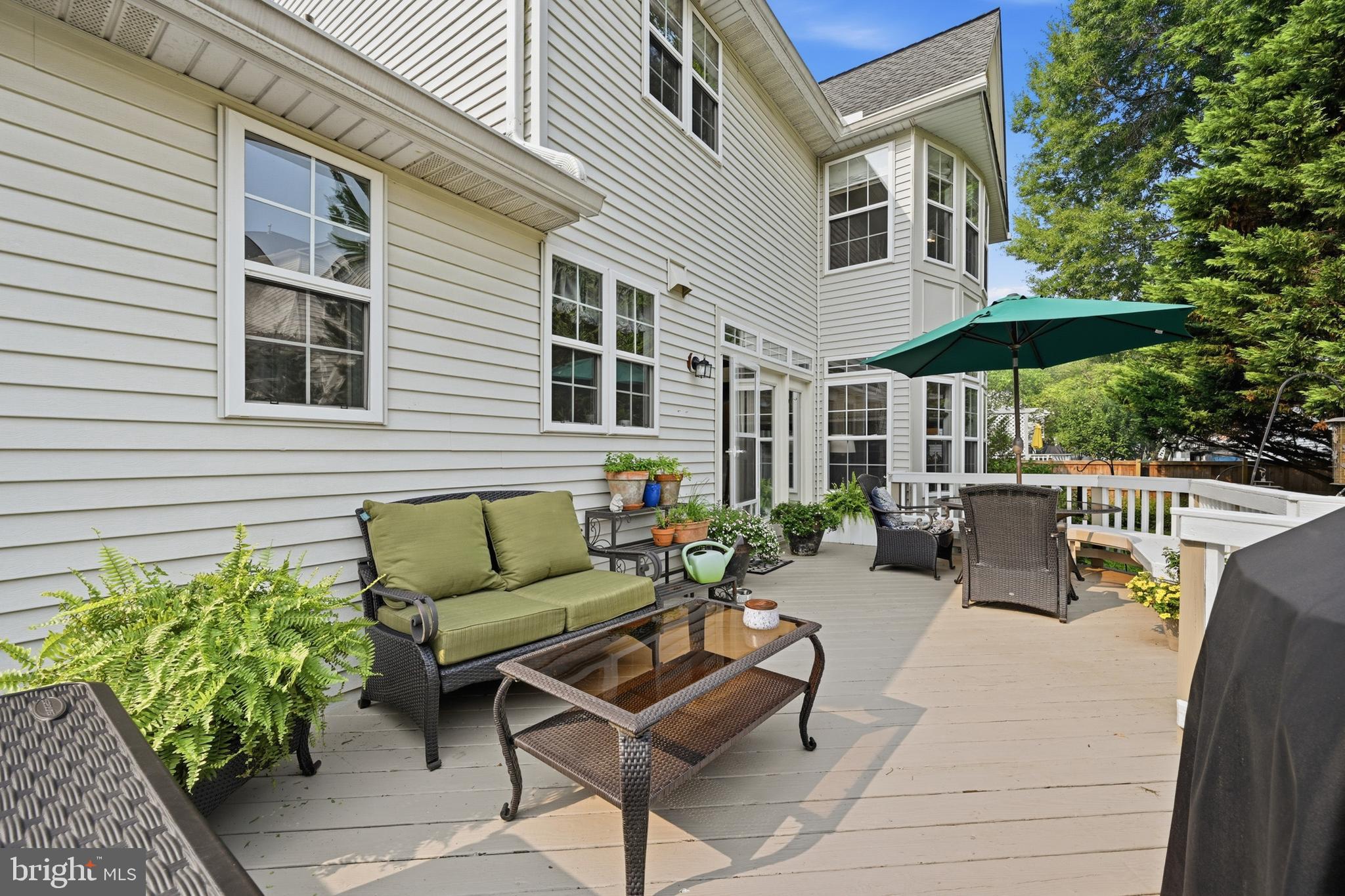 THE WILLOWS OF CROFTON - Residential