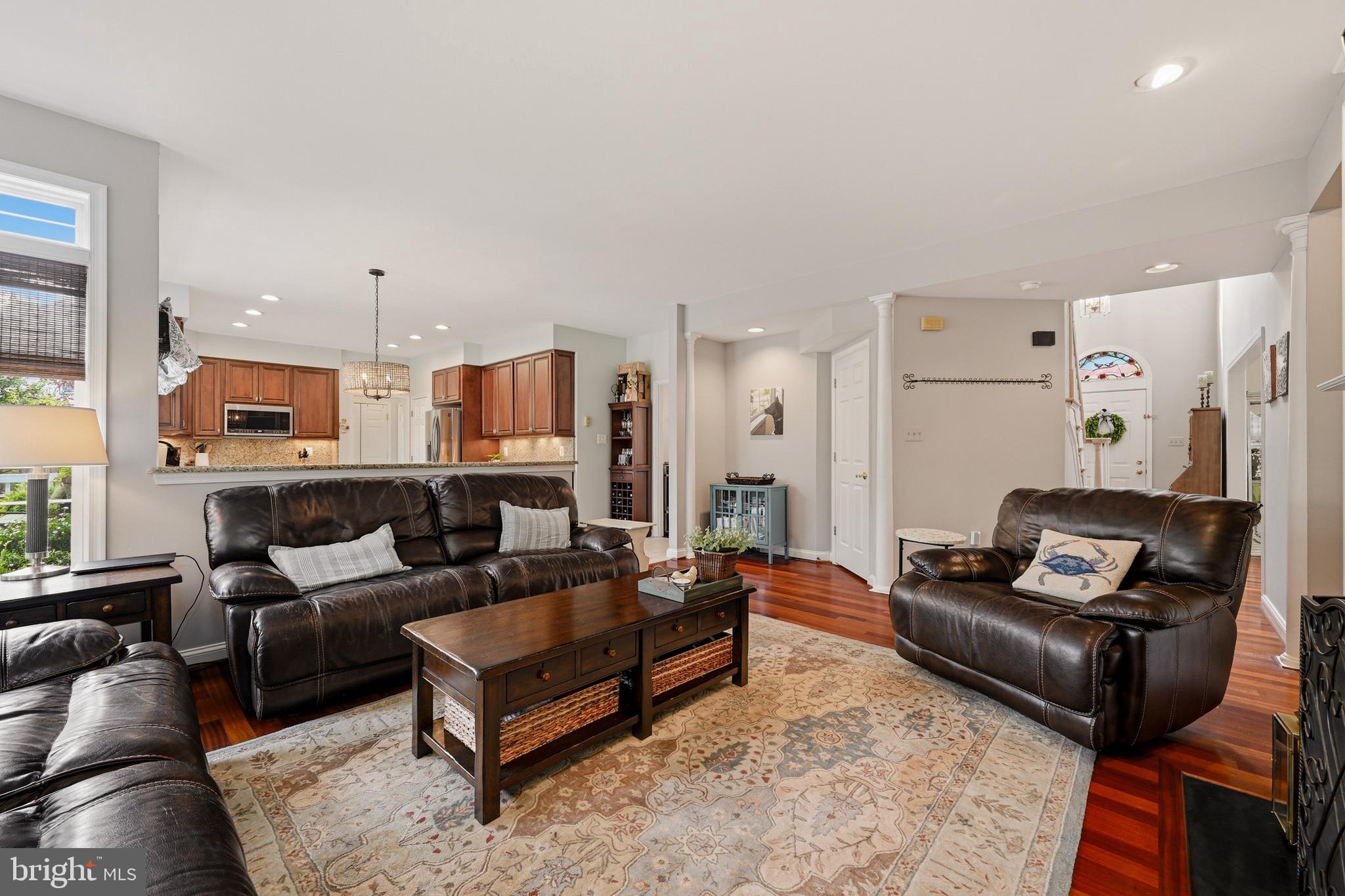 THE WILLOWS OF CROFTON - Residential
