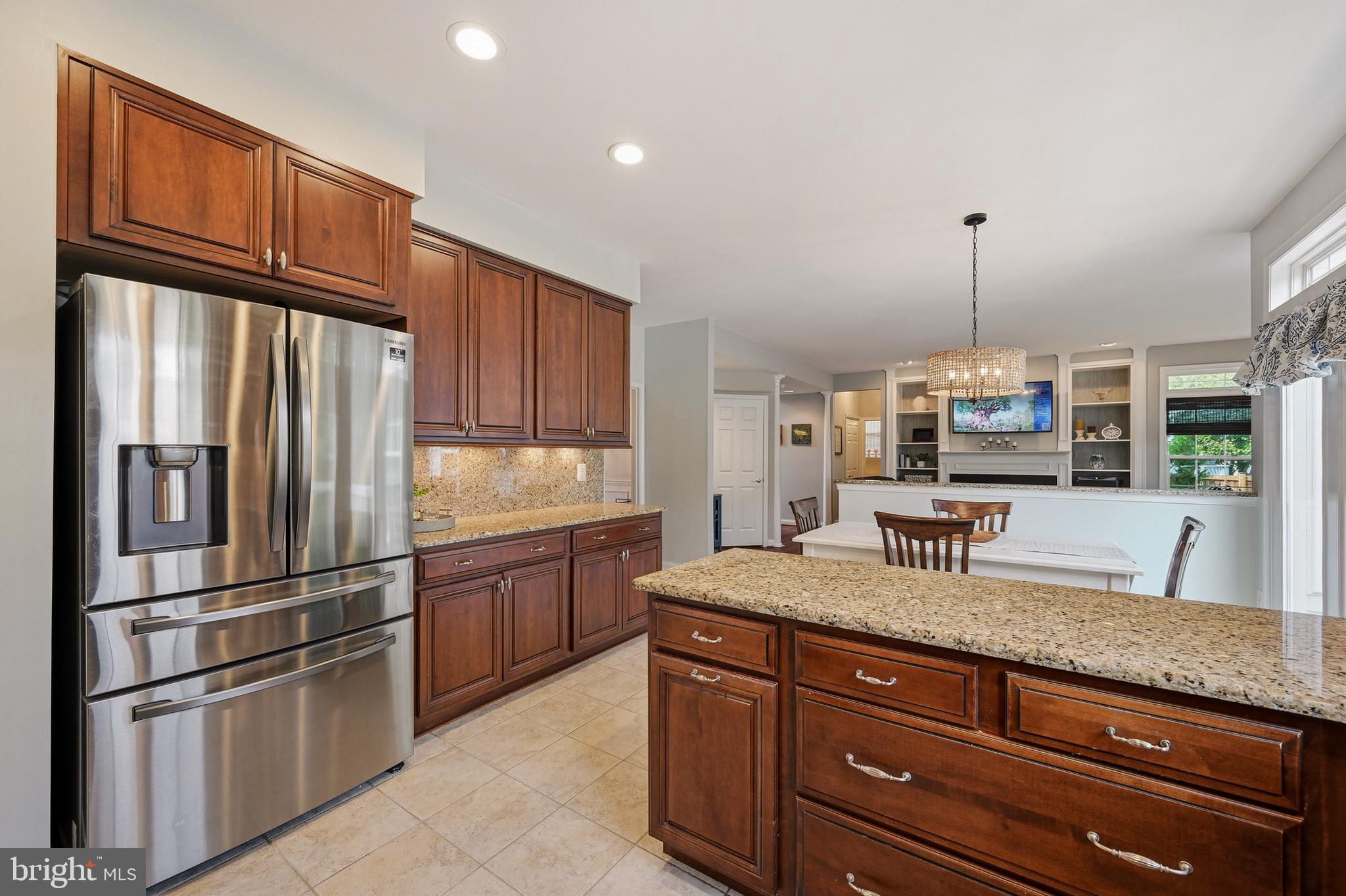 THE WILLOWS OF CROFTON - Residential
