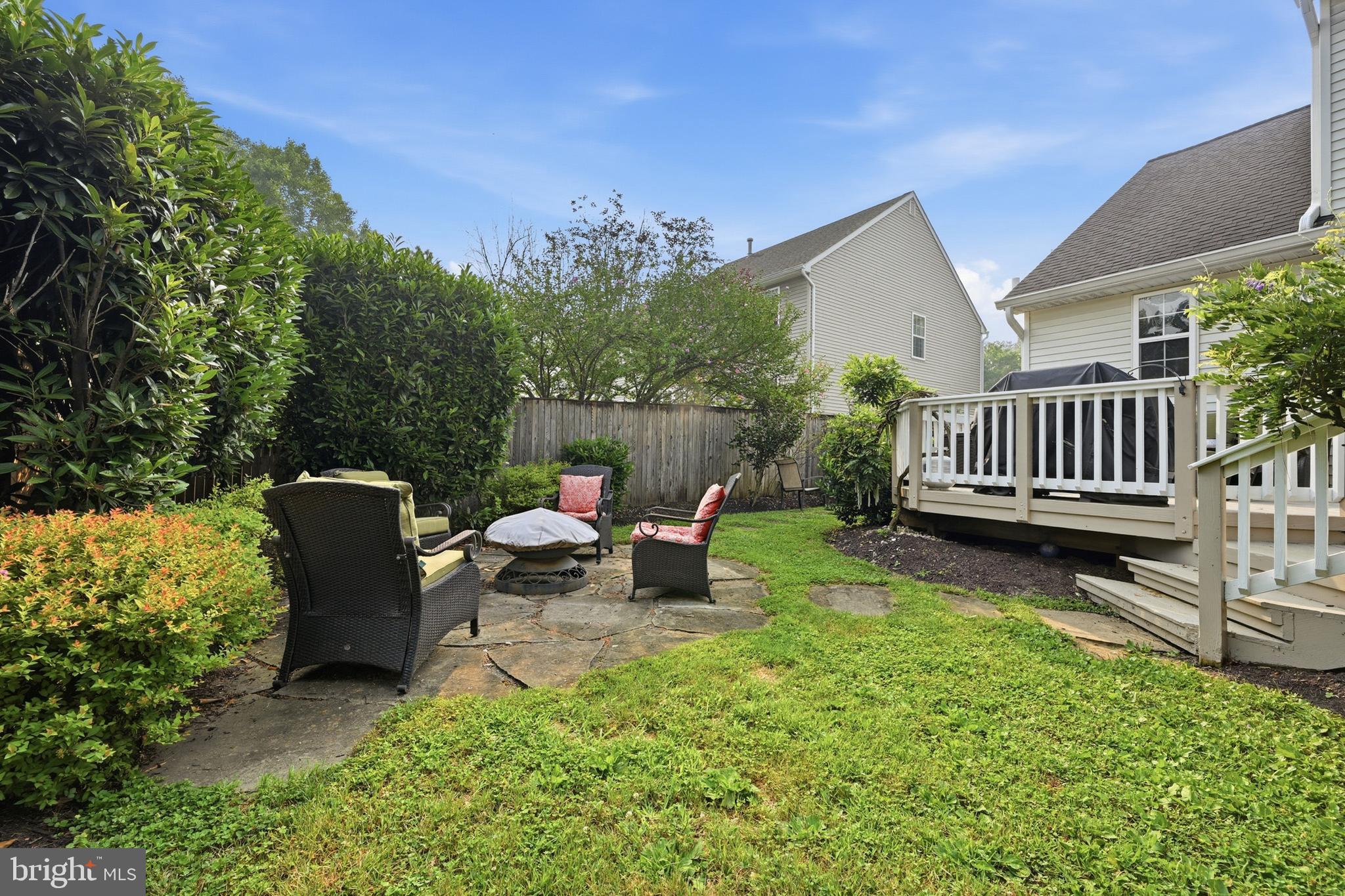 THE WILLOWS OF CROFTON - Residential
