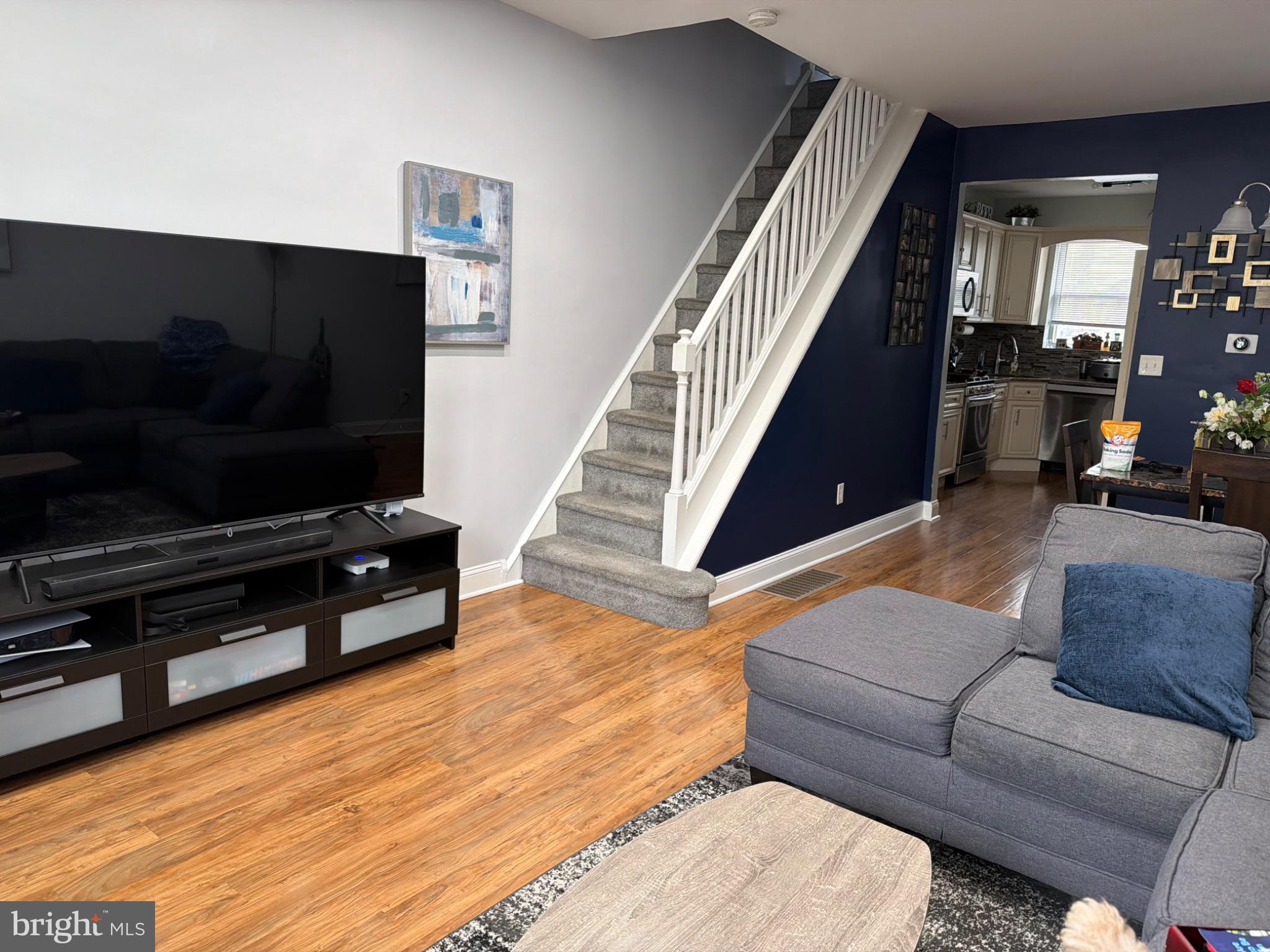 PORT RICHMOND - Residential