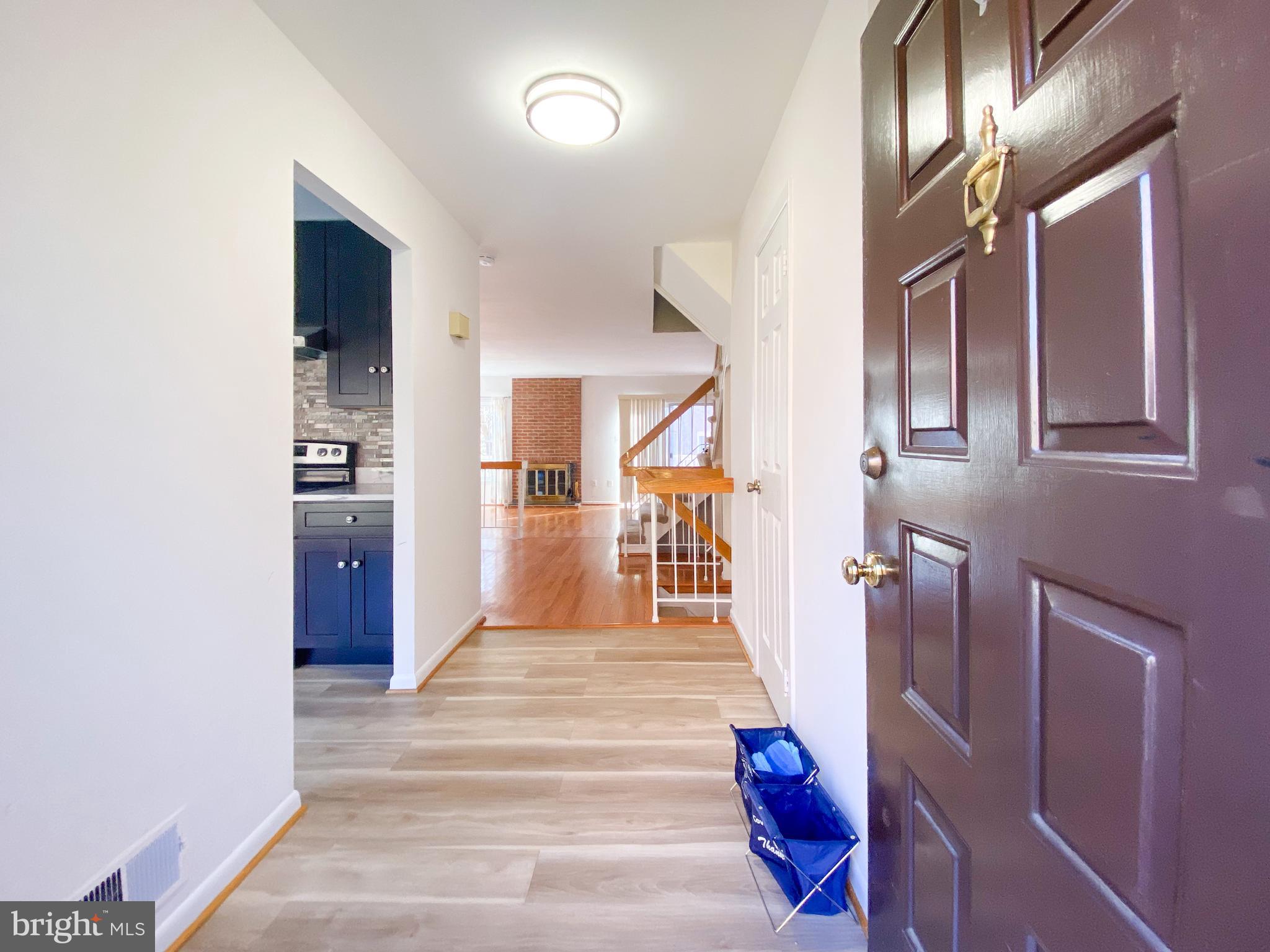 COUNTRY CREEK - Residential Lease