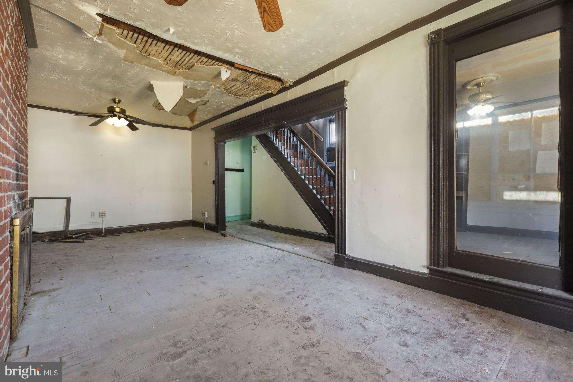 WOODBOURNE HEIGHTS - Residential