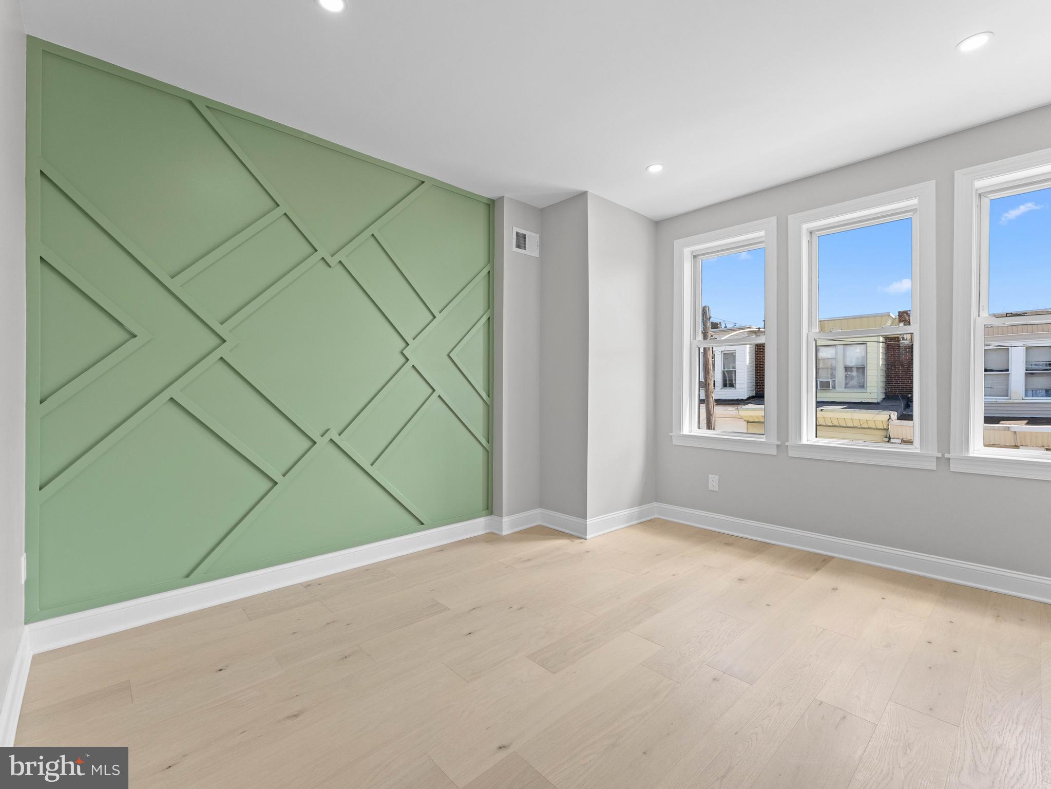 OLNEY - Residential