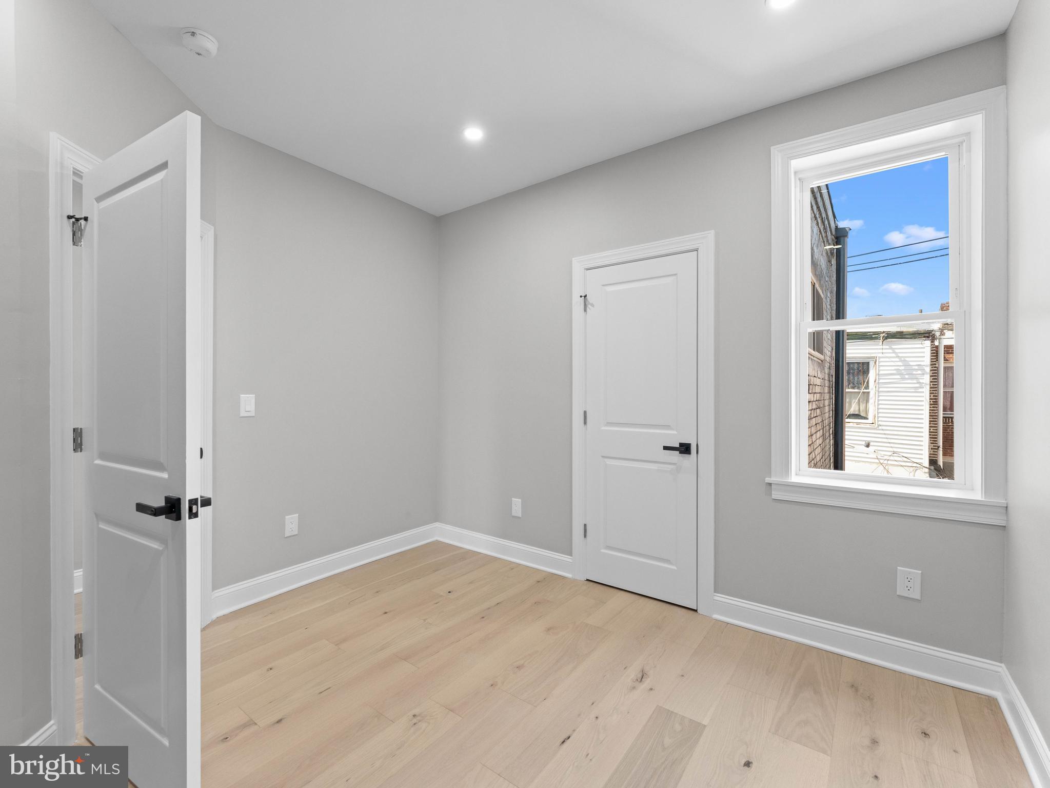 OLNEY - Residential
