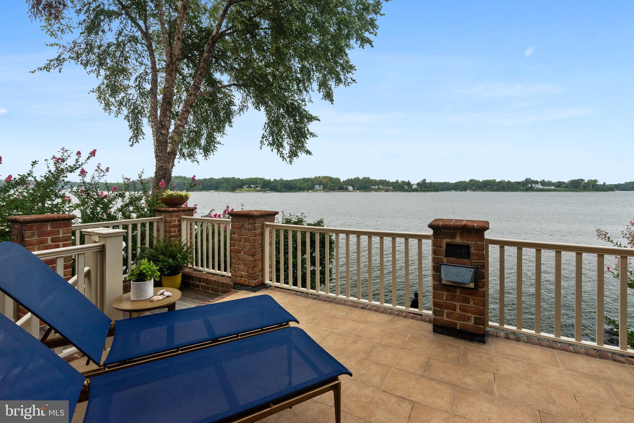 SOUTH RIVER LANDING - Residential