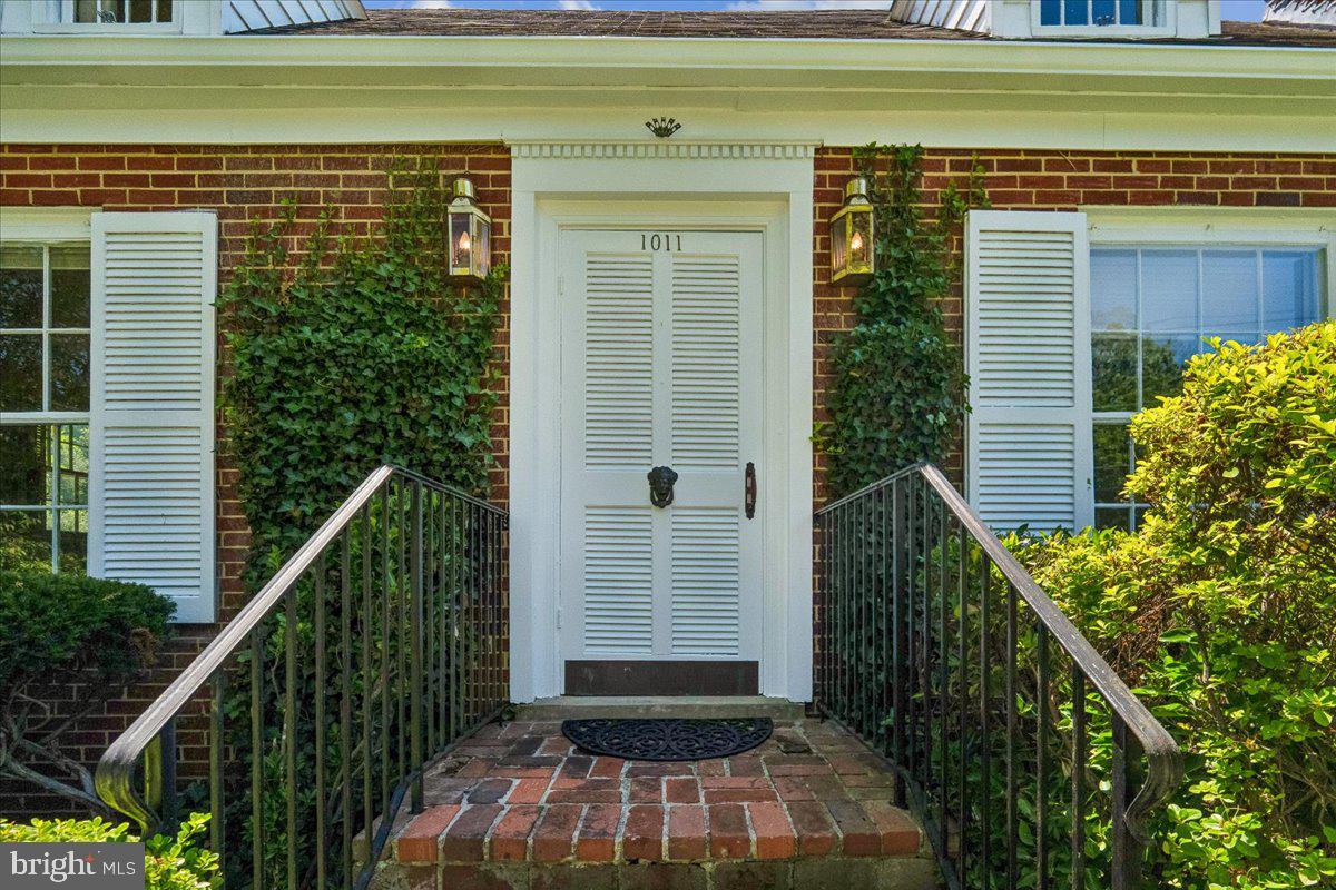 BURNT MILLS KNOLLS - Residential