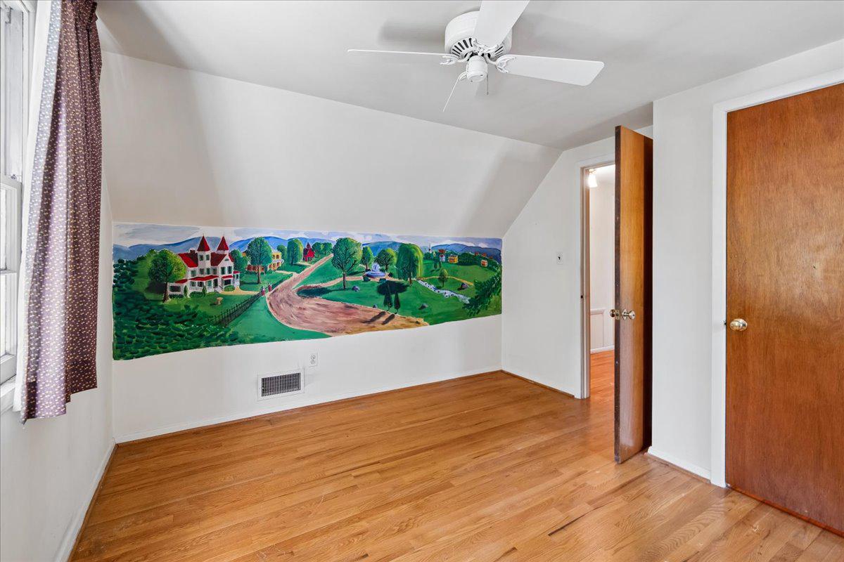 BURNT MILLS KNOLLS - Residential