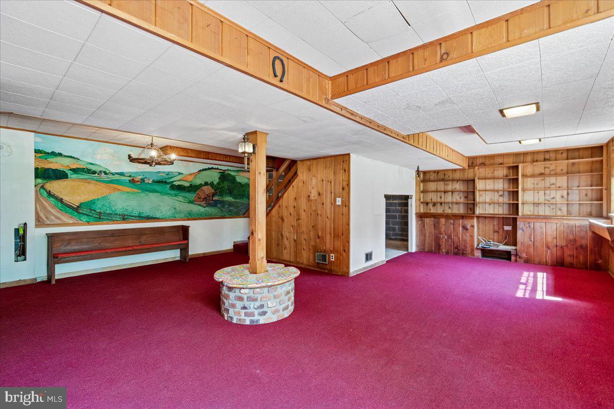 BURNT MILLS KNOLLS - Residential