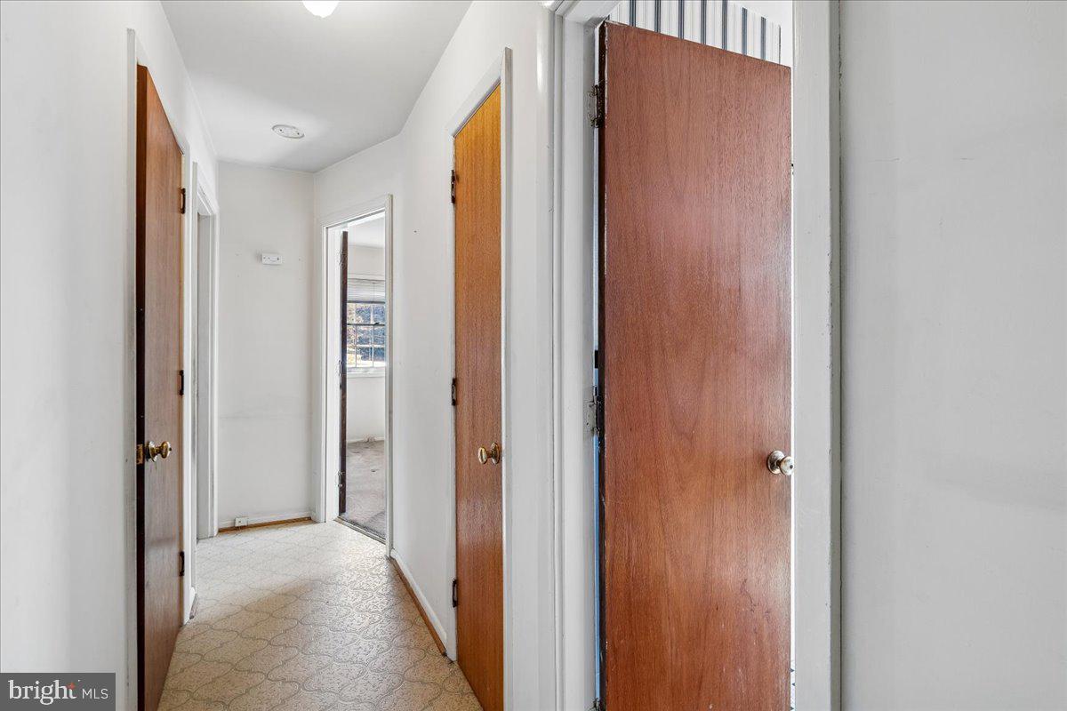 BURNT MILLS KNOLLS - Residential