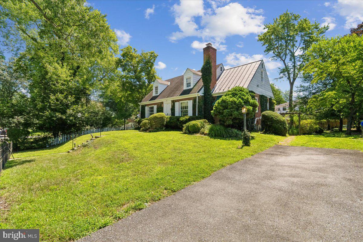 BURNT MILLS KNOLLS - Residential