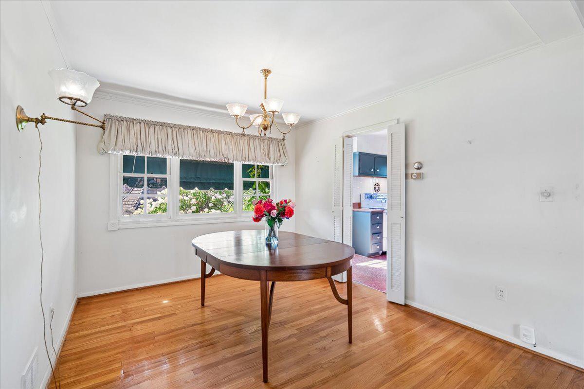 BURNT MILLS KNOLLS - Residential