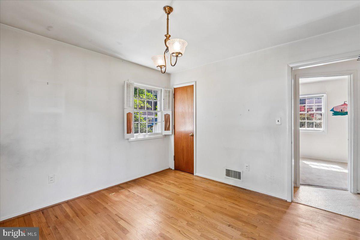 BURNT MILLS KNOLLS - Residential