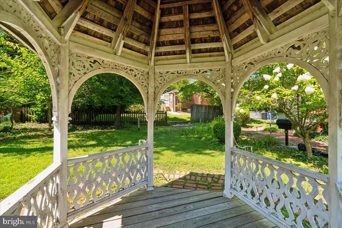BURNT MILLS KNOLLS - Residential